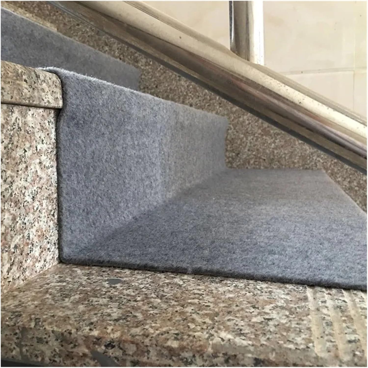 Stair Treads Slip Carpet Non Slip Stair Mat Stairs Carpet Treads Indoor Rug with Reusable Peel and Stick Adhesive for Kids Elders and Pets(Grey,80CMx3M)