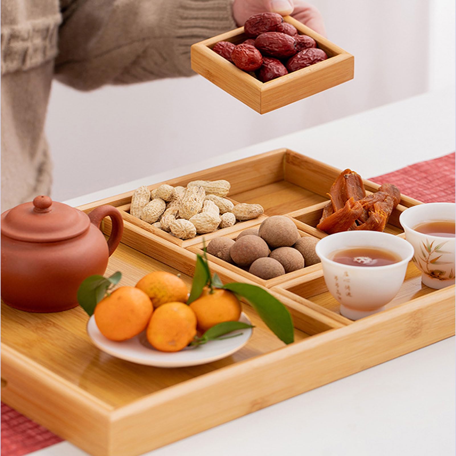 HUHJYUGE Plateau de Service en Bambou, Plateau À Collations en Bambou avec Compartiments, pour Fruits Secs, Bonbons, Noix, Desserts, Maison Ou Table À Thé (39x28x3.5cm)