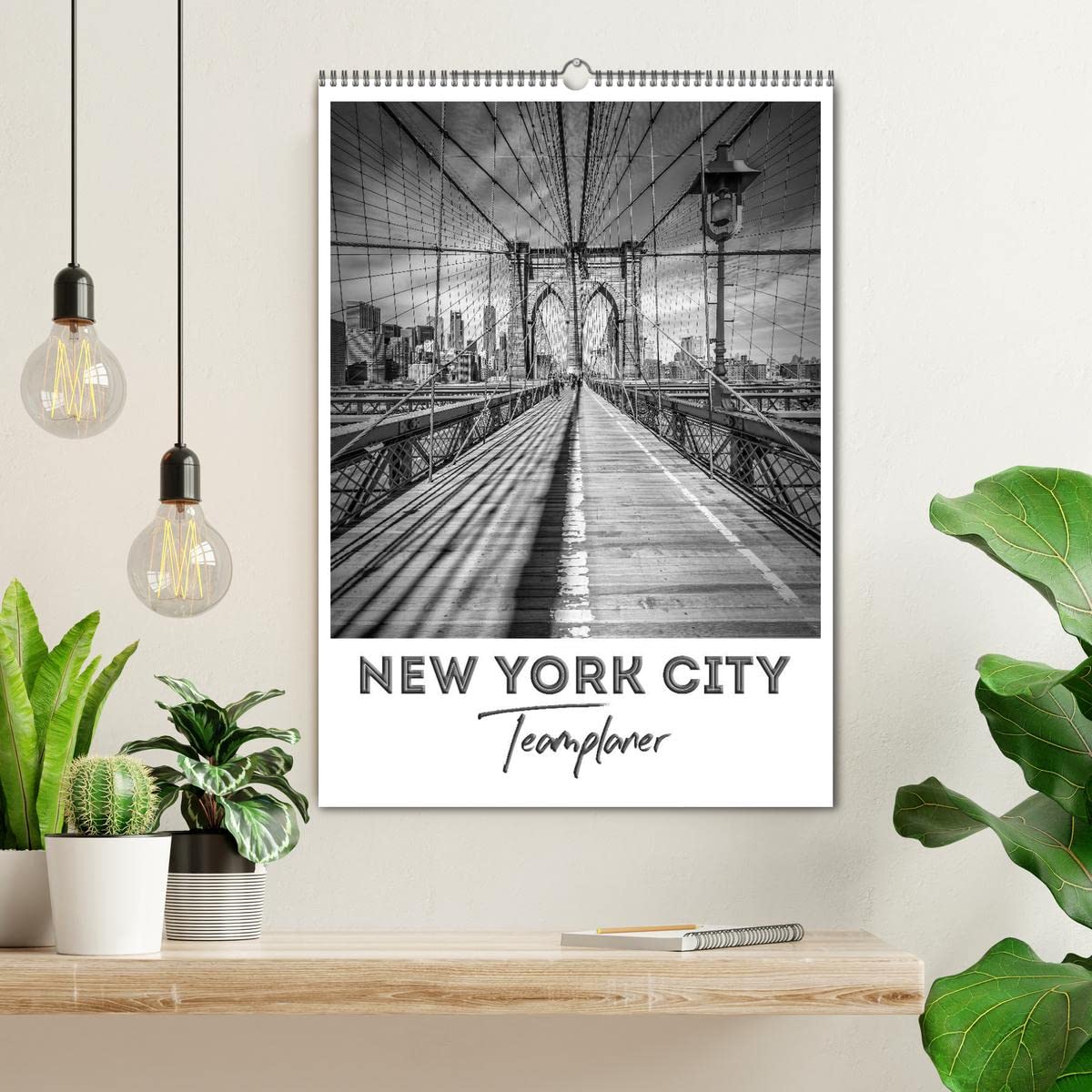 CALVENDO - NEW YORK CITY Teamplaner (Wandkalender 2027 DIN A2 hoch), Monatskalender: Für Terminierungen im Büro oder Daheim
