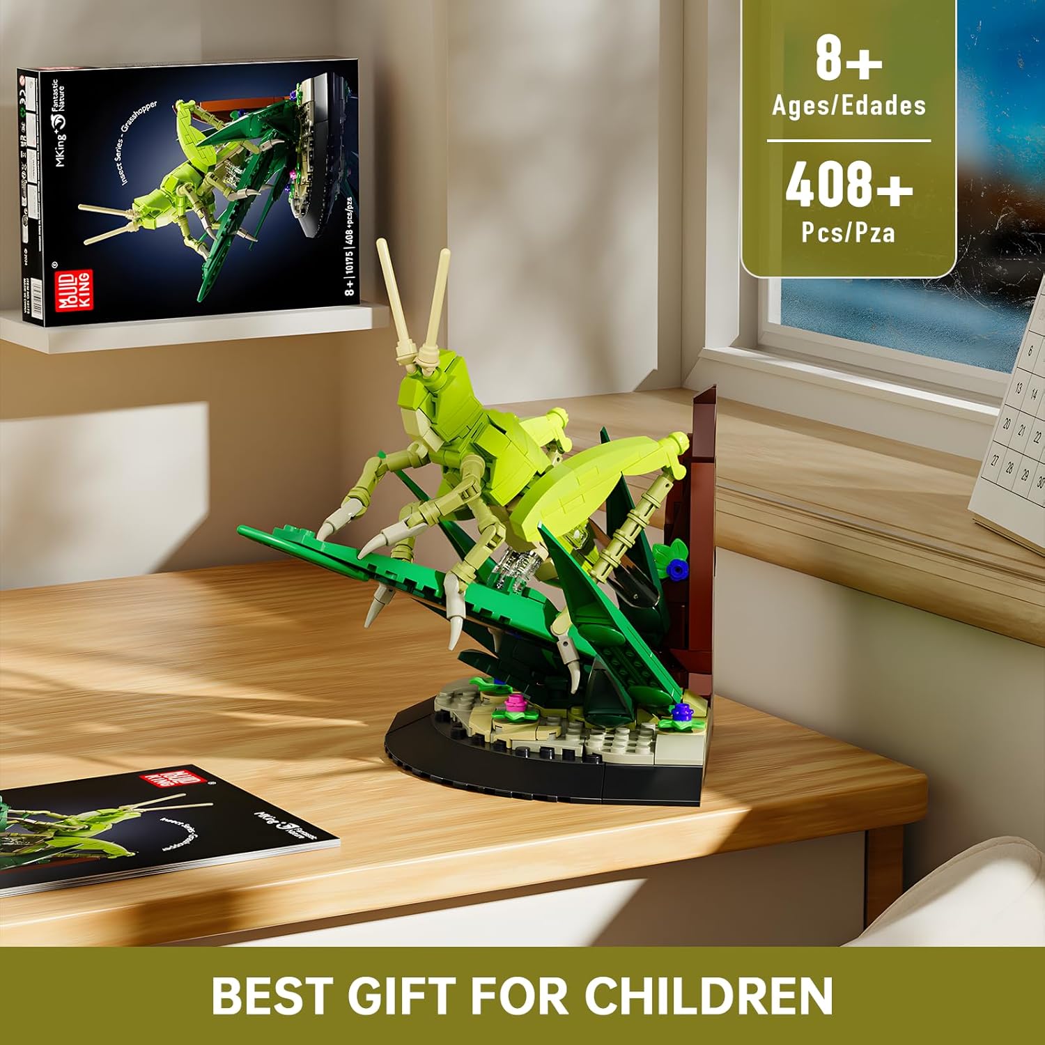 Mould King 10175 Praying Mantis model displayed on a shelf