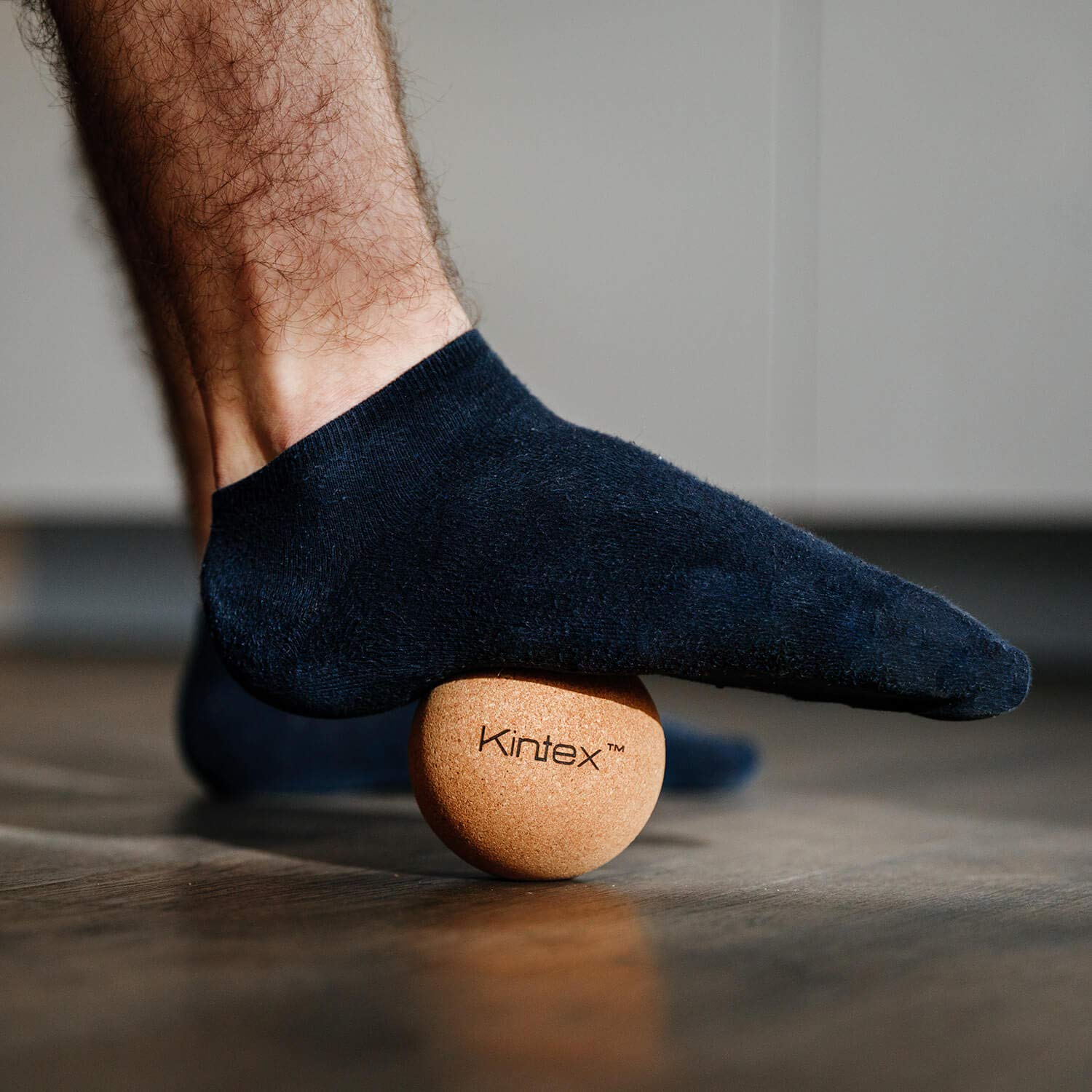 Kintex Piłka do masażu powięzi z korka, 5 cm lub 8 cm, do samodzielnego masażu, regeneracji po uprawianiu sportu, piłka korkowa, kula do masażu powięzi (8 cm)