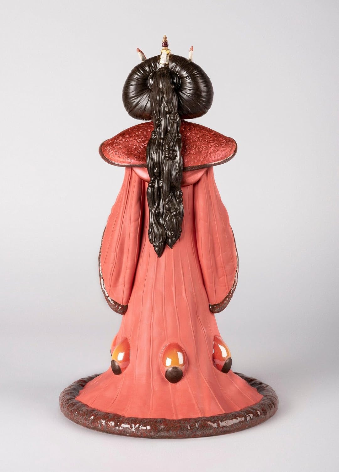 LLADRÓ Queen Amidala in The Throne Room. Limited Edition. Porcelain Amidala Figure.