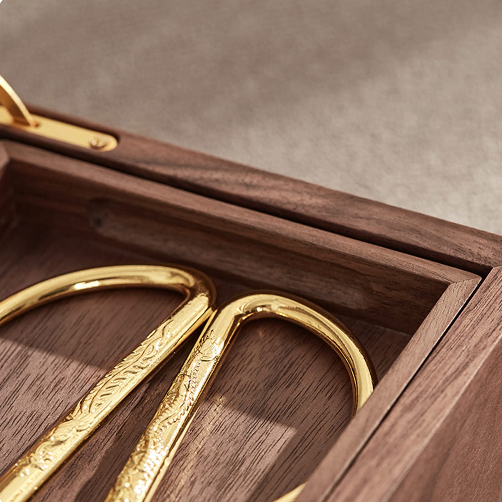 Näh-Aufbewahrungsbox aus Holz, 2 Ebenen, Nadelgarn-Aufbewahrungsbox mit herausnehmbarem Fach, dient zur Aufbewahrung von Nadeln und Anderen Werkzeugen (Leere Box)