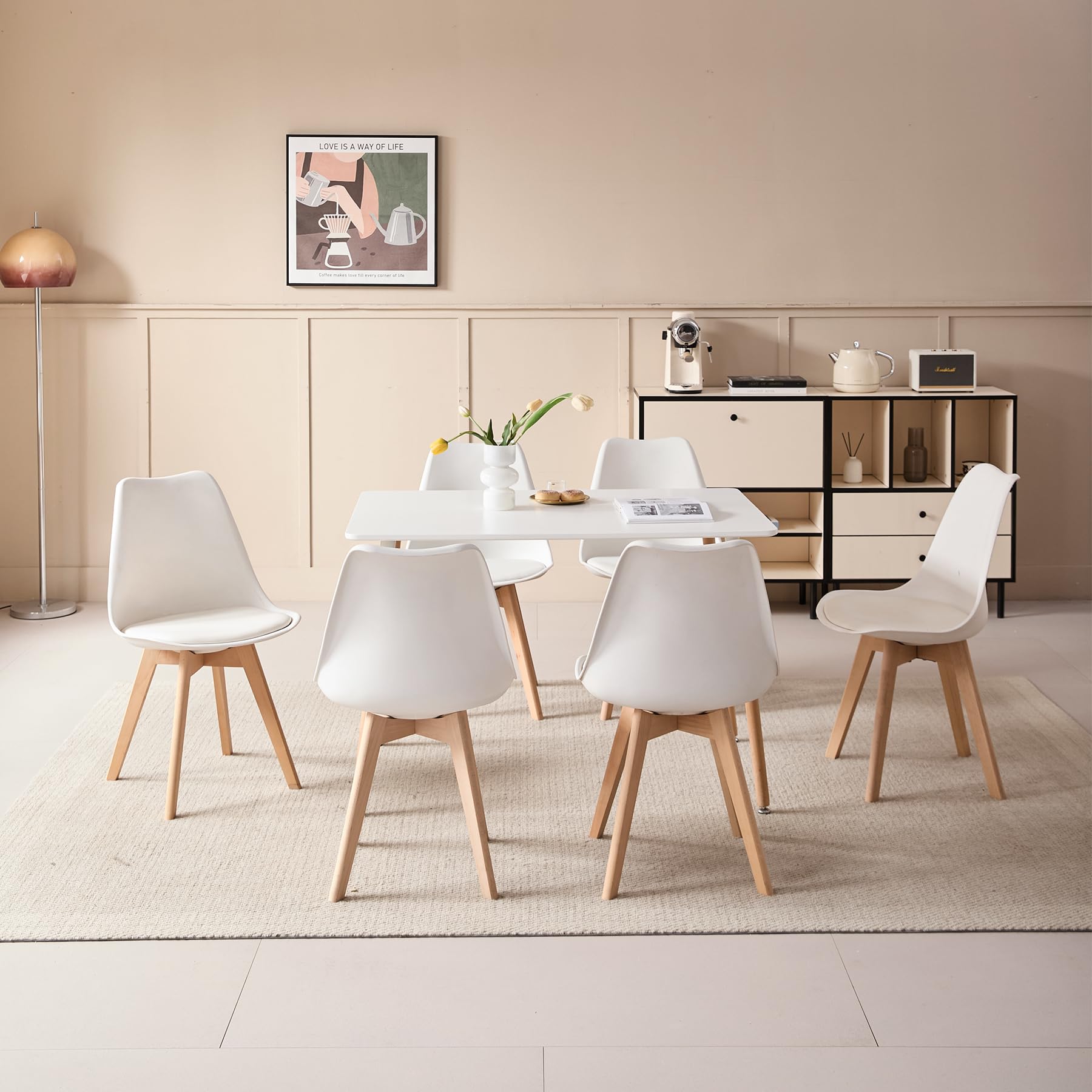 Mesa de comedor moderna y 6 sillas blancas para desayunos en cocina