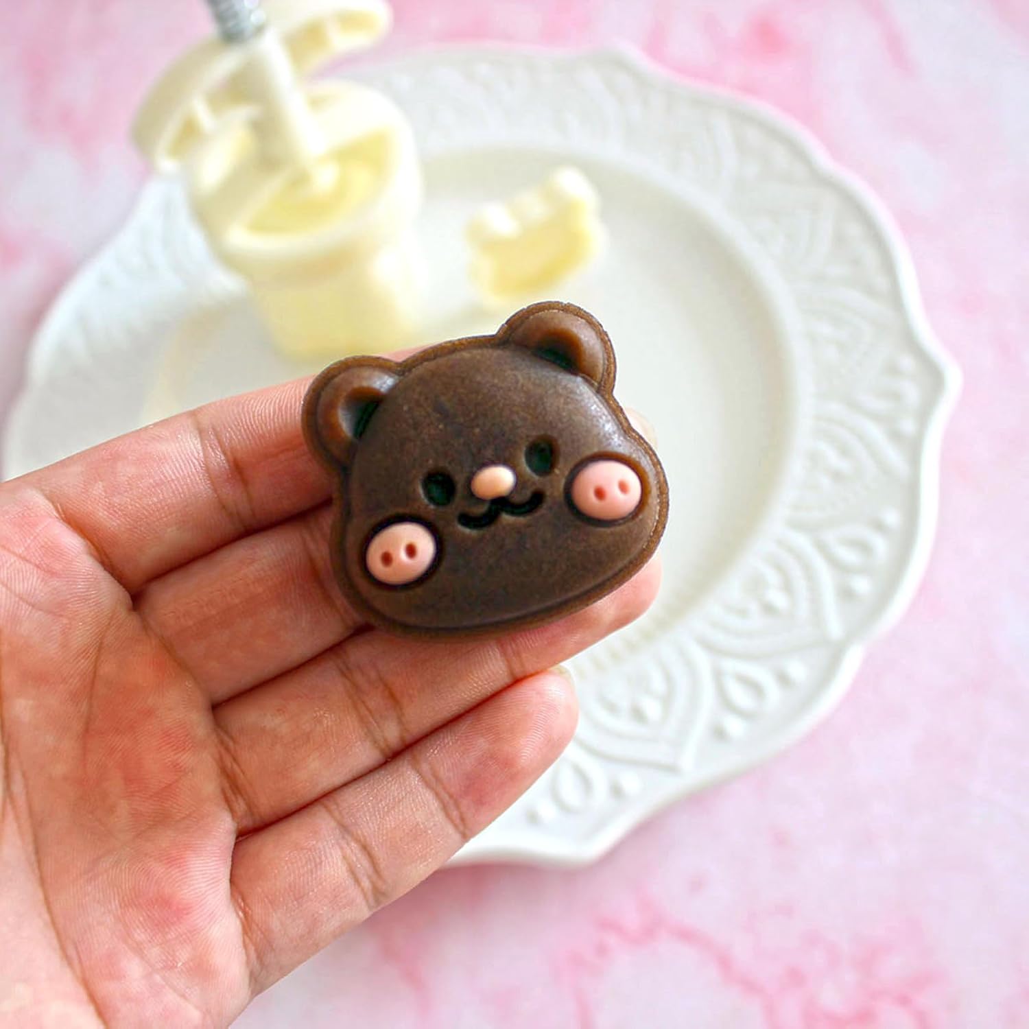 Creative Bear Designs Baking Mold for Cookie Moons Cakes Food Safe ABS Materials Easy Dessert Cartoon Bear Baking Tool