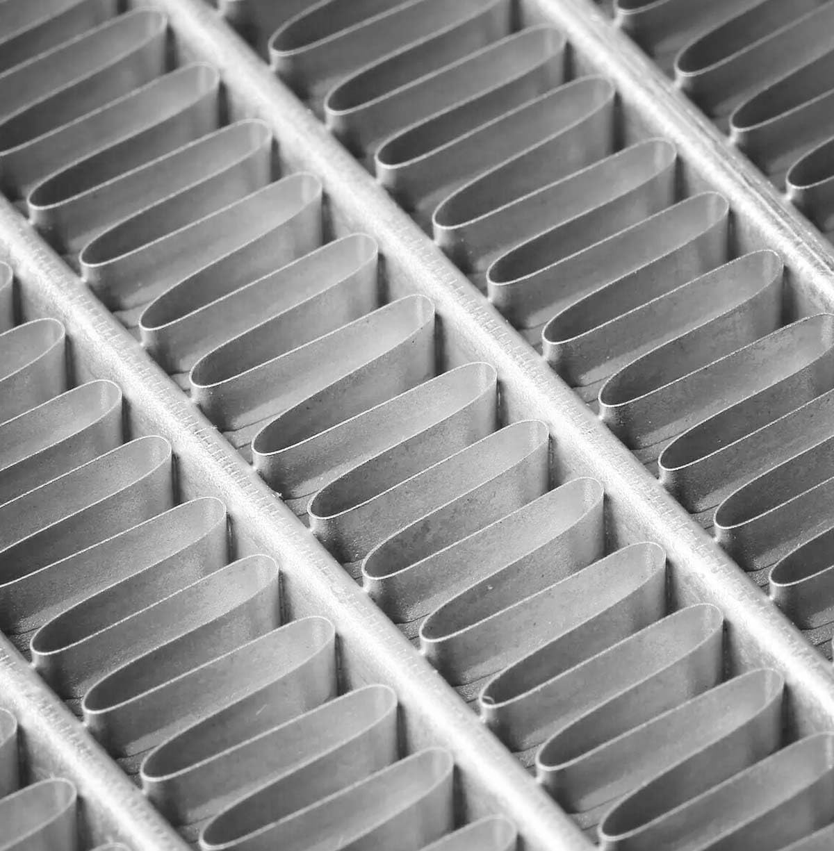 AutoShack Radiator Replacement for 2007-2012 Mazda CX-7 1-PC