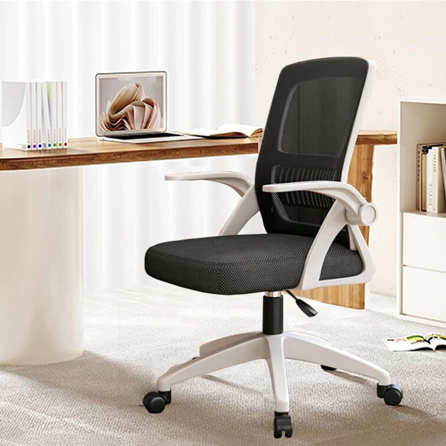 Silla Ergonómica Oficina Casa Malla Transpirable Respaldo Alto | Regulable en Altura, Función Giratoria, Reposabrazos Abatibles, Soporte Lumbar