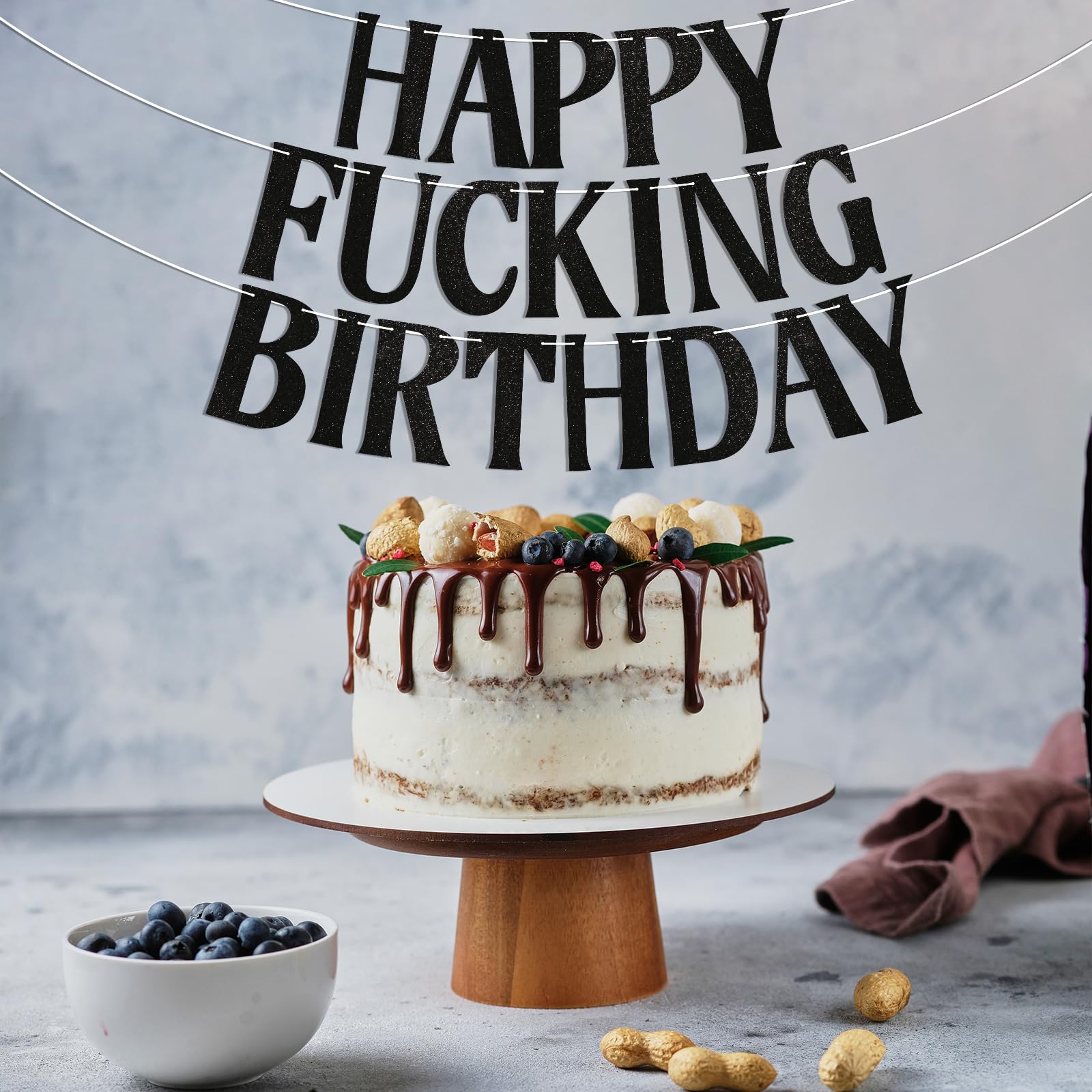"It's My Fucking Birthday" Banner – Goldglitzernd & Vorgefädelt, Sofort Aufhängbar