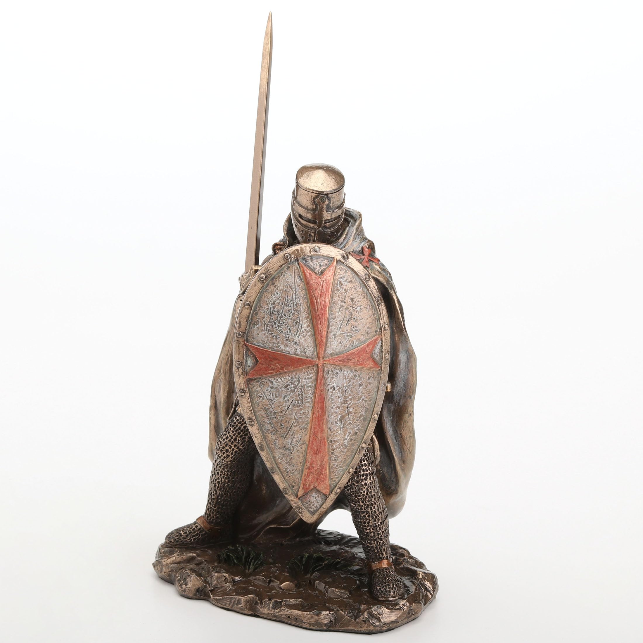 Veronese Design Espada y escudo de caballeros templarios de 7 7/8 pulgadas, escultura con acabado de bronce de resina fundida en frío