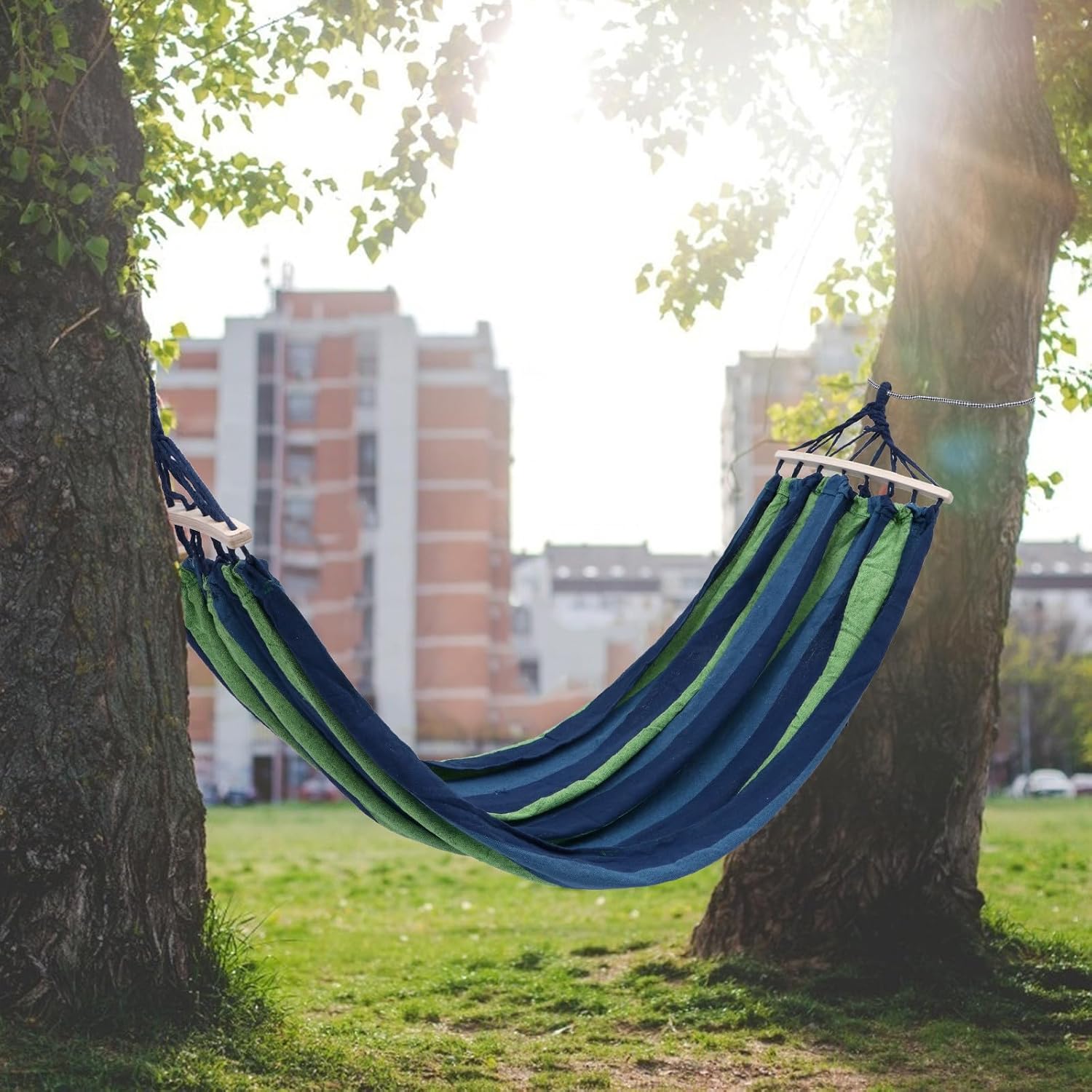 Portable Outdoor Camping Hammock Swing, Extra Large Striped Canvas 190x100cm, Lightweight Hanging Hammock for Hiking and Travel