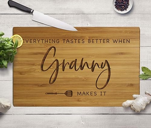 Miniatura 4 de Andaz Press Tabla de cortar grande de madera de bambú, 17.75 x 11 pulgadas, todo sabe mejor cuando la abuela lo hace, 1 paquete, tabla de cortar