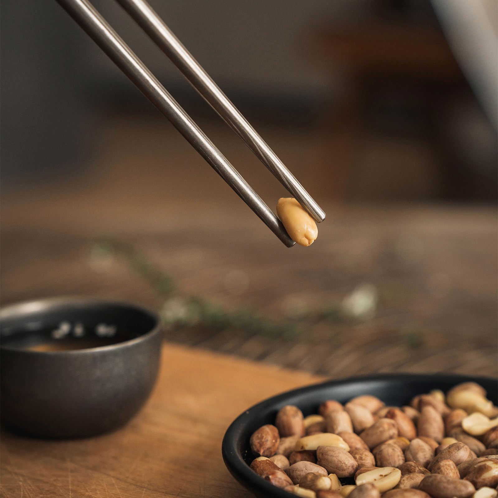 Thous Winds チタン箸 コンパクト 軽量 箸 チタン製 バーベキュー用箸 食器 カトラリー 分解可能 滑り止め アウトドア キャンプ 専用袋付き Amazon.co.jp: Thous Winds チタン箸 コンパクト 軽量 箸 チタン製