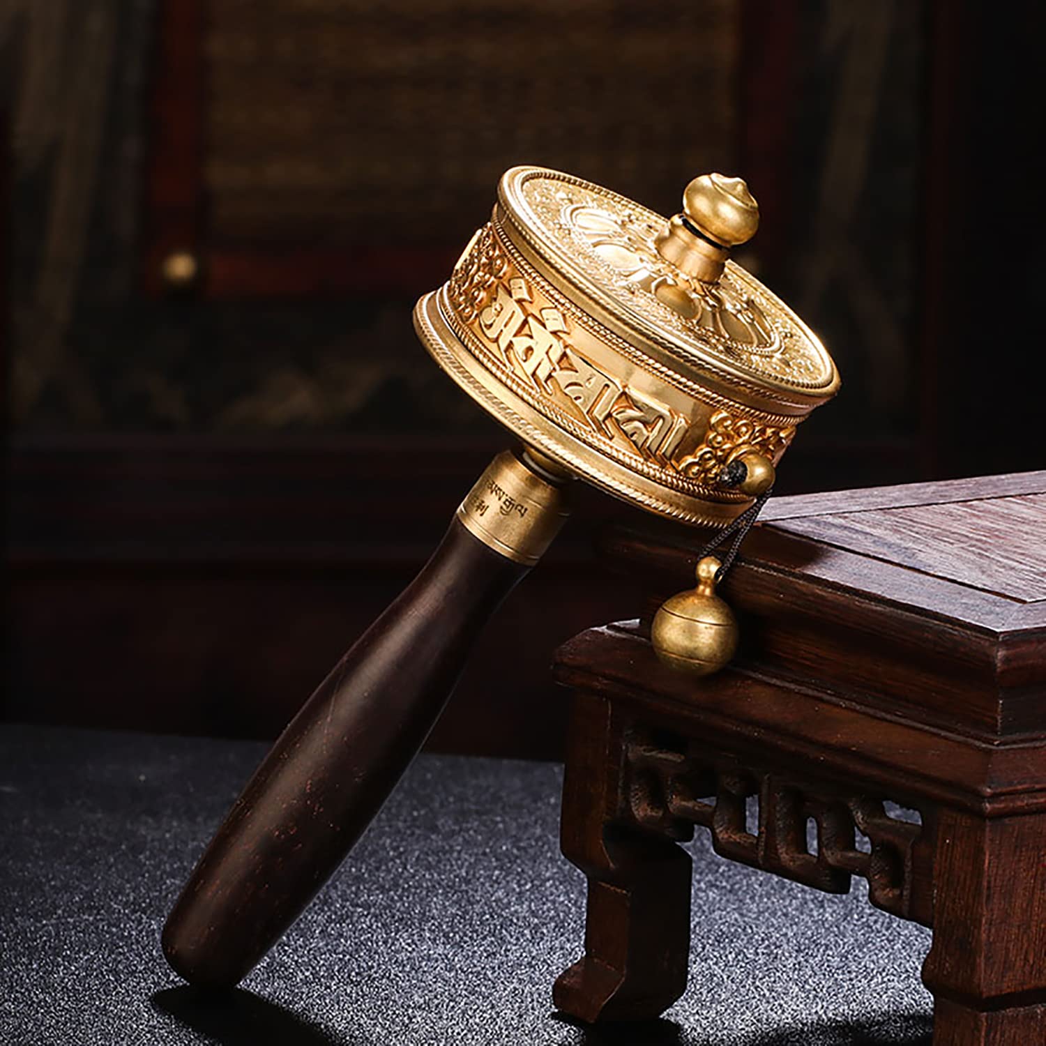 コレクター収集品　チベット仏教　青銅　マニ車を廻す僧侶 コレクター収集品 チベット仏教 青銅 マニ車を廻す僧侶