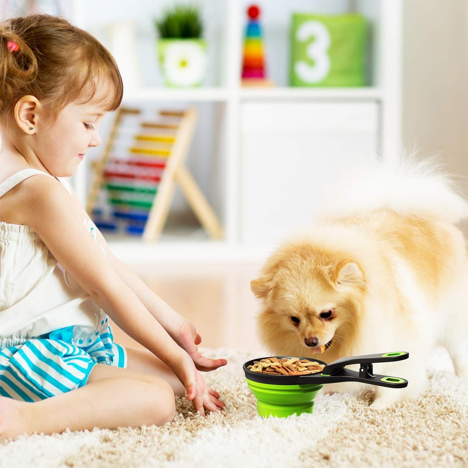 Pet Supplies : Collapsible Pet Food Scoop Silicone Measuring Cup Bag Clip 2 Pieces Water Snack Travel Bowl for Dogs Cats (1 Cup and 1/2 Cup) : 