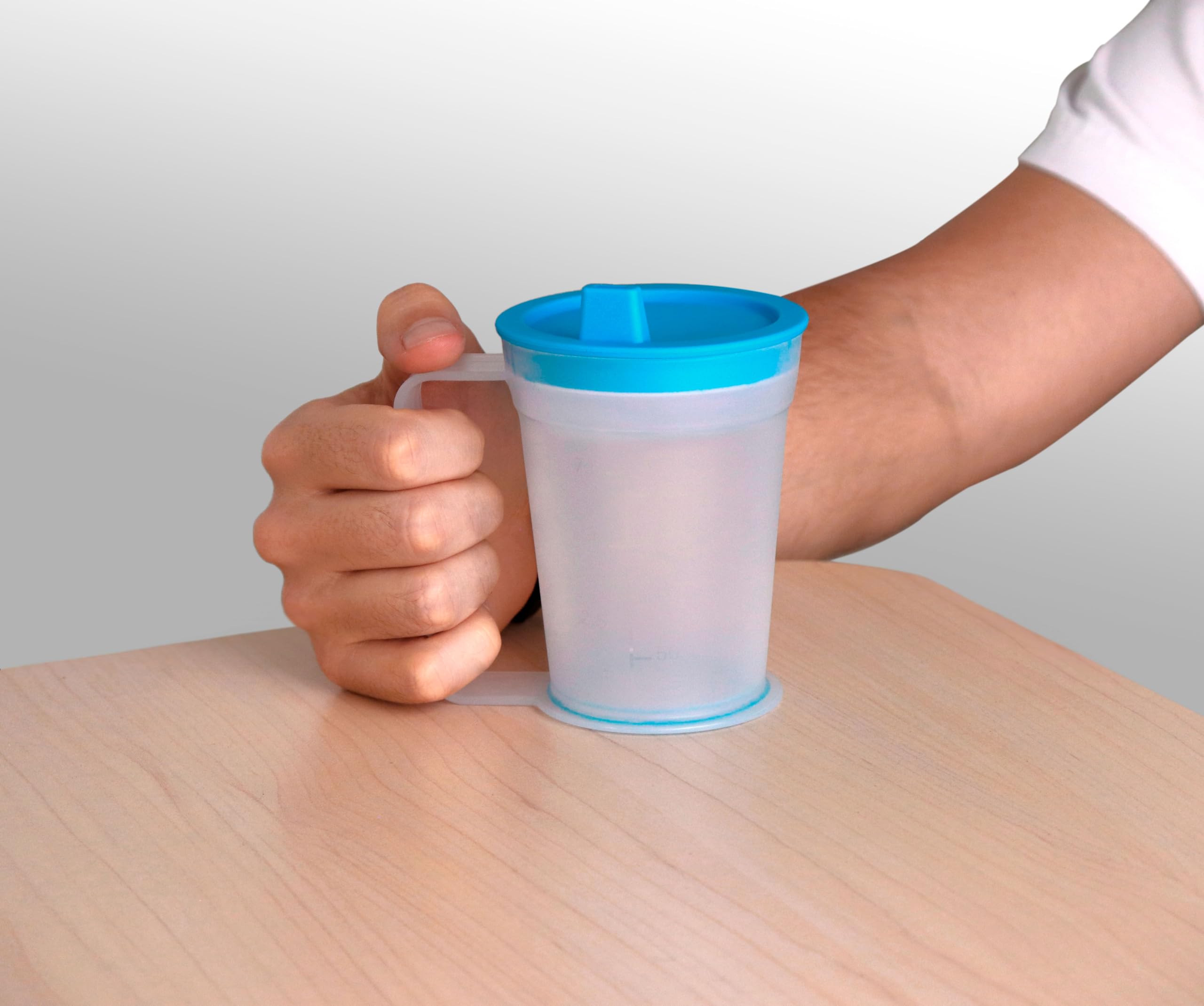 Image secondaire de Gobelet Anti-Débordement PEPE Mobility pour Adultes avec Anse