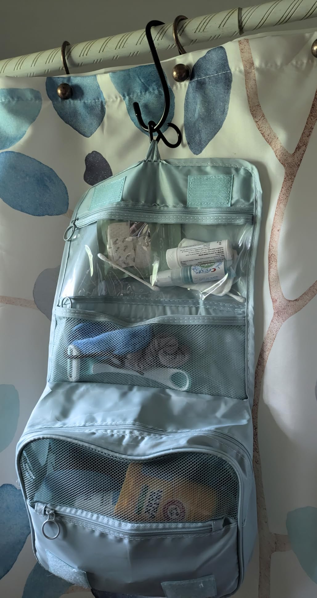 YEMEDA Toiletry Bag Travel Bag with Hanging Hook, Waterproof Shower Bathroom Hanging Toiletry Bag for Men Women,Small Multifunctional Makeup Cosmetic Bag,Portable Toiletries Bag Travel Organizer (Grey) 0.49 lbs