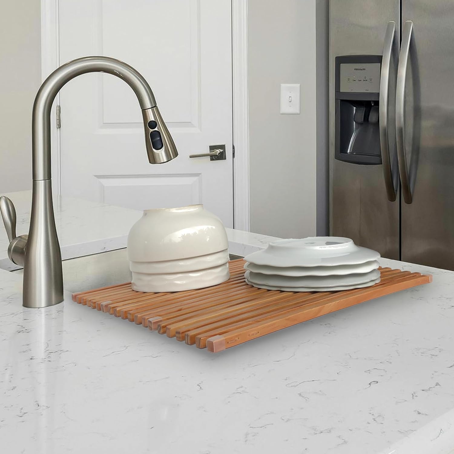 Roll Up Wooden Drying Rack Over The Sink Kitchen, Cover Sink Dry Dishes Bowl Spoon Quickly, Aesthetics and Finishes Coating, Neat Design Stain-Resistant Easy to Dry (Natural Wood color)