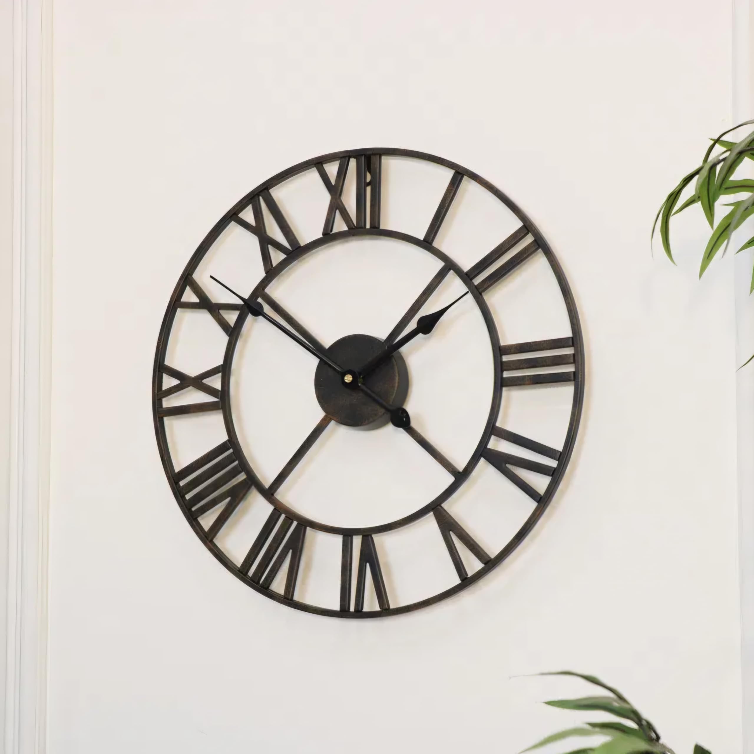 Large Metal Wall Clock 40cm Round, Silent Non-Ticking Roman Numerals, Vintage Design for Living Room, Bedroom, Kitchen, Garden, Office, Restaurant Elegant Black Round Skeleton Hanging Battery Clock