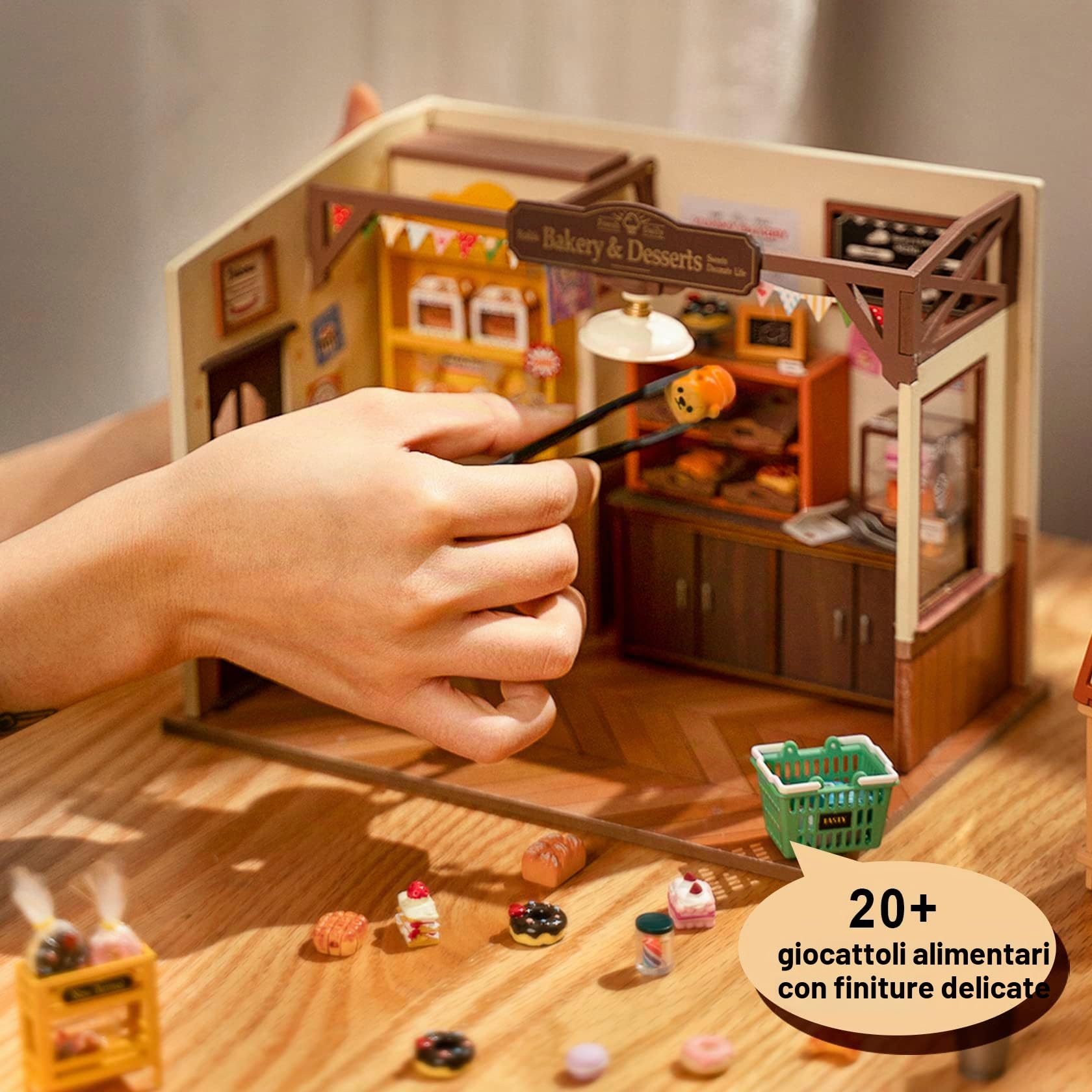 ROBOTIME Kit fai da te in miniatura per adulti, mini casa delle bambole, kit di costruzione con mobili e luci a LED, regalo di compleanno per donne o ragazze.