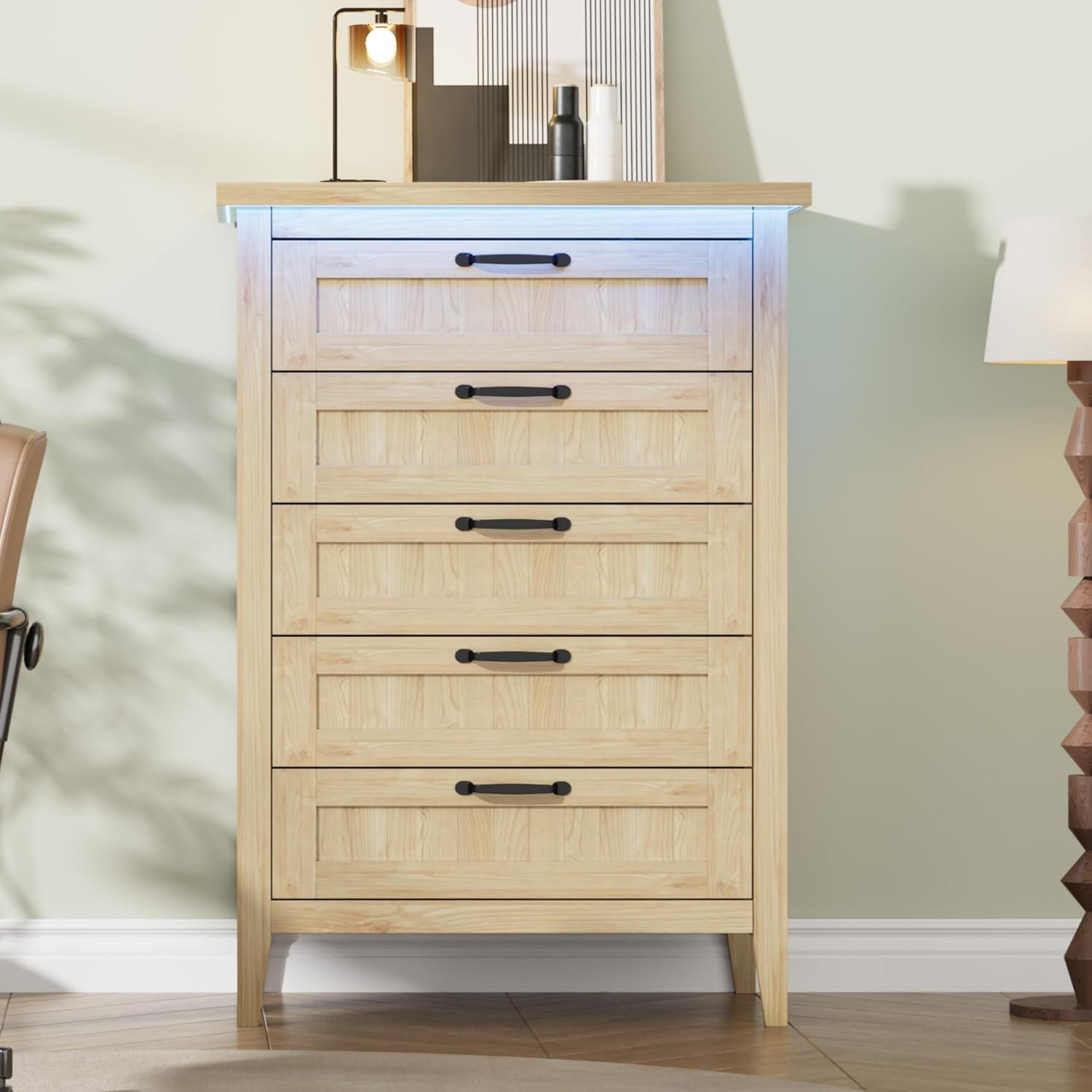 5 Drawer Dresser for Bedroom with Charging Station and LED Lights, Farmhouse 44.9" Tall Chest of Dresser with Large Storage, Rubst Wood Construction for Living Room, Hallway & Entryway, Natural