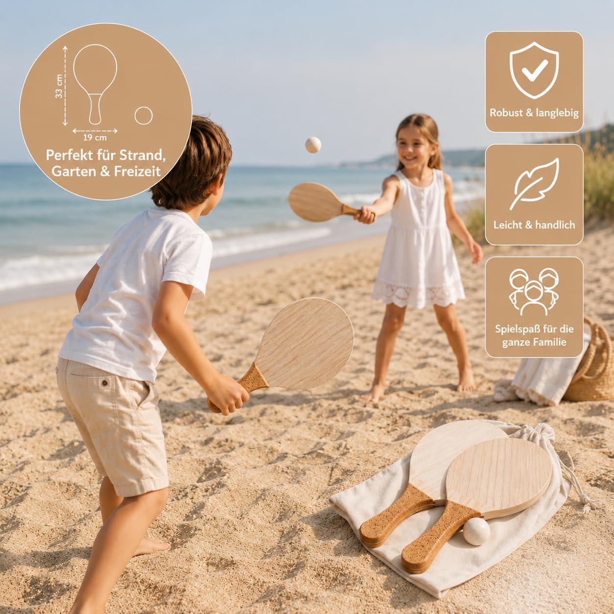 OhneSorge Strandtennis Set aus Holz mit Korkgriff – Beachball Set mit 2 Schlägern, Weizenstroh Ball & Tasche – 33 x 19 cm – Outdoor Spiel für Strand, Garten & Urlaub – mit Handgelenkbändern