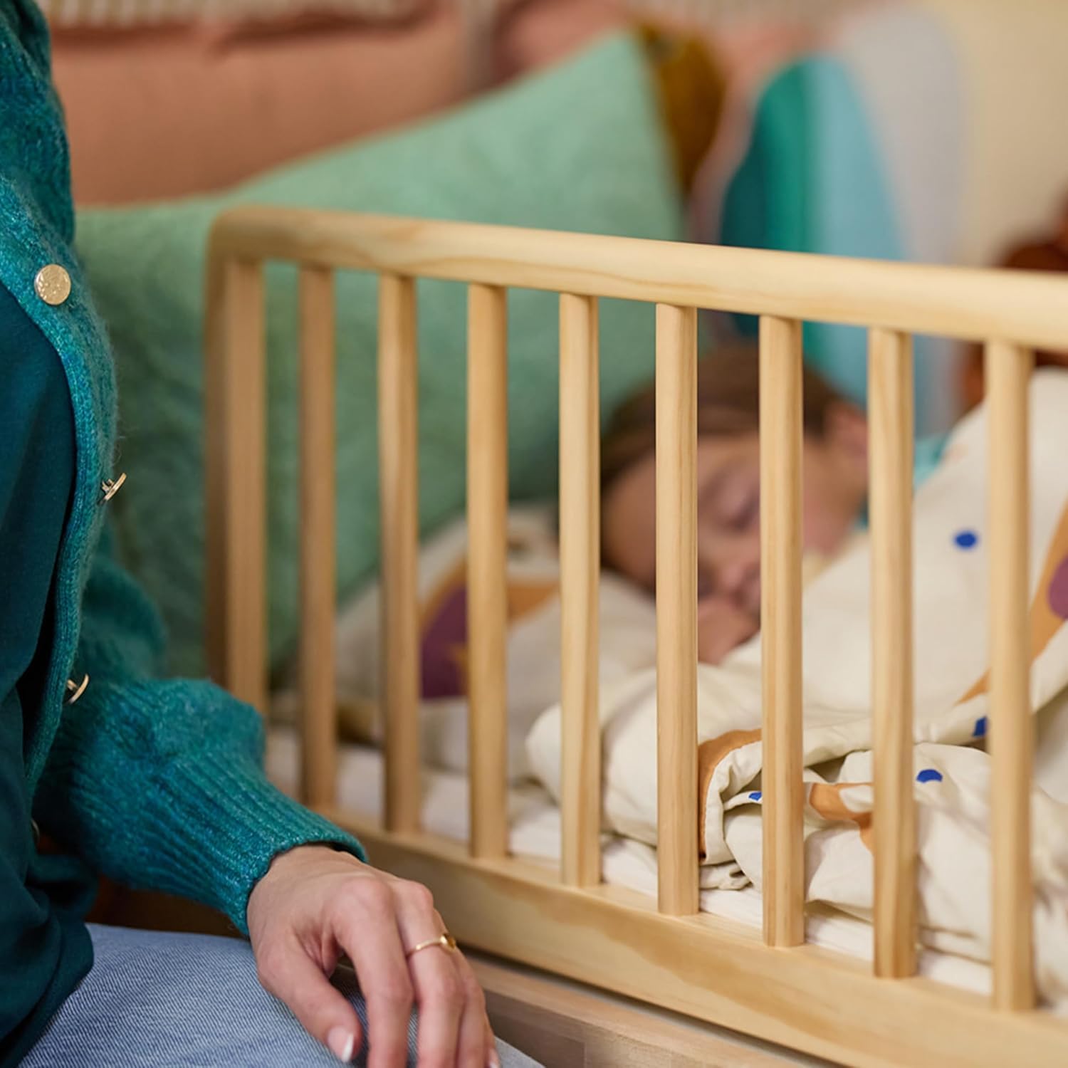 Safety 1st Wooden Bed Rail 110 cm, Barrera Seguridad Niños Cama, 18M-5A, Barrera Cama Niños Reclinable, Bloqueo Automático, FSC® 100 % Madera certificada, Fácil de Plegar y Guardar, Natural Wood