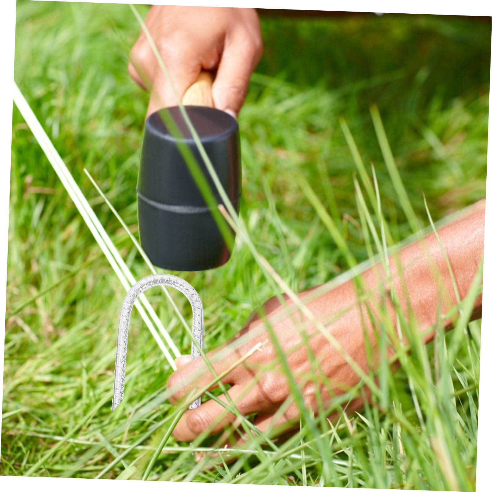 KOMBIUDA 4pezzi Kit Di Picchetti a u Per Fissaggio Altalena, Coperture Da Spiaggia e Campeggio Resistente Riutilizzabile Per Ancoraggio Di Tessuti, Recinzioni, Fili e Corde All'aperto