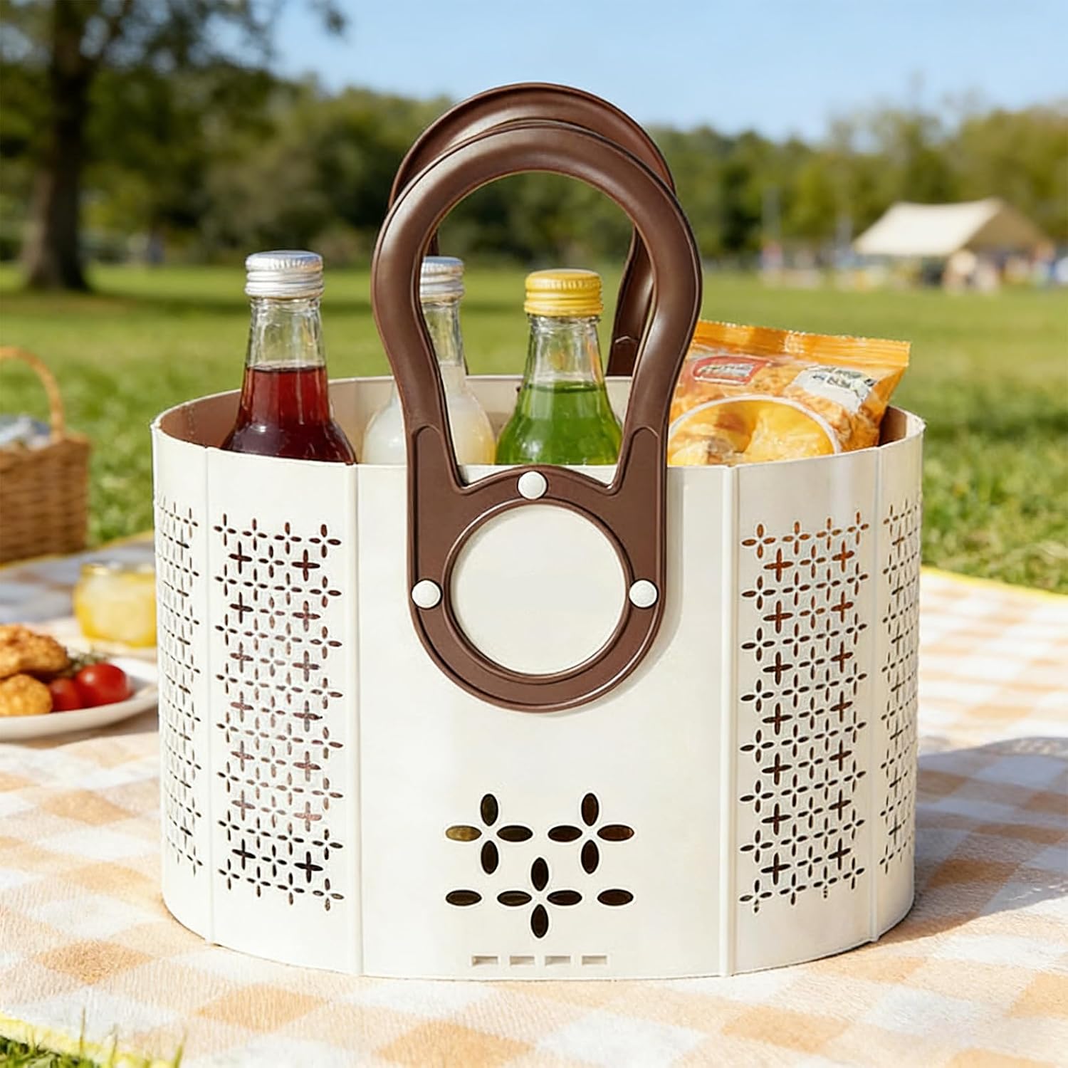 Foldable mesh basket suitable for outdoor picnics and dirty laundry storage