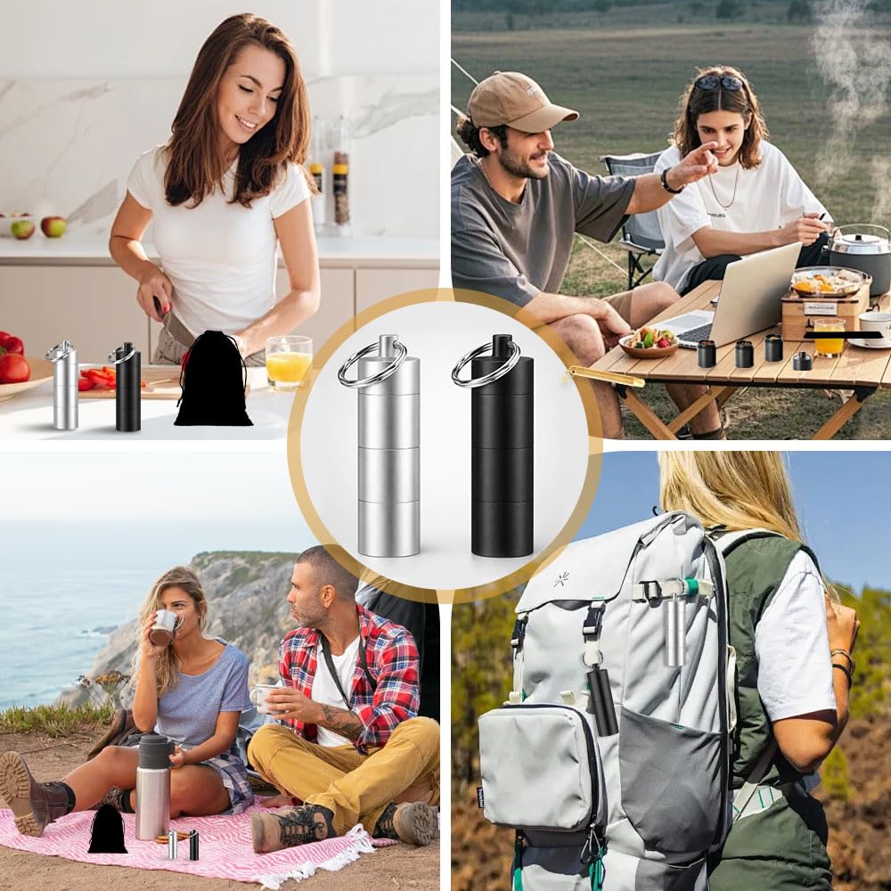 Lot de 2 Mini Pot à épices Avec Sac à Cordon et Cuillère,Boite a Epice Camping,SZMK Pot Epice Voyage Portable,Mini Salière Aluminium,Flacon Epices Cuisine,Petit Bocal à épices pour BBQ, Pique-Nique
