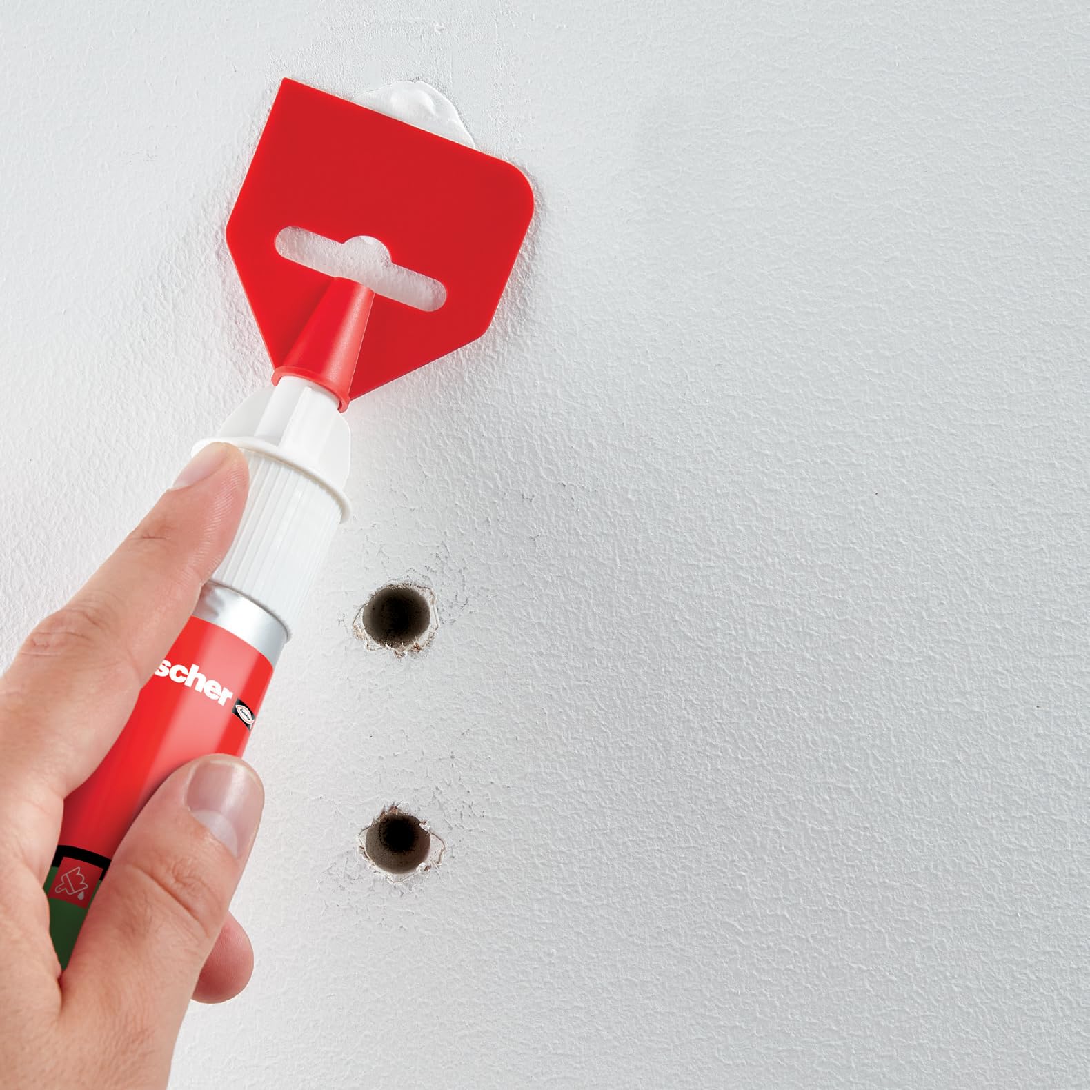 Fischer Stucco Veloce con Spatola Integrata per Coprire Fori e Crepe nel Muro, Pronto all'Uso, Bianco, 70 ml, 552152