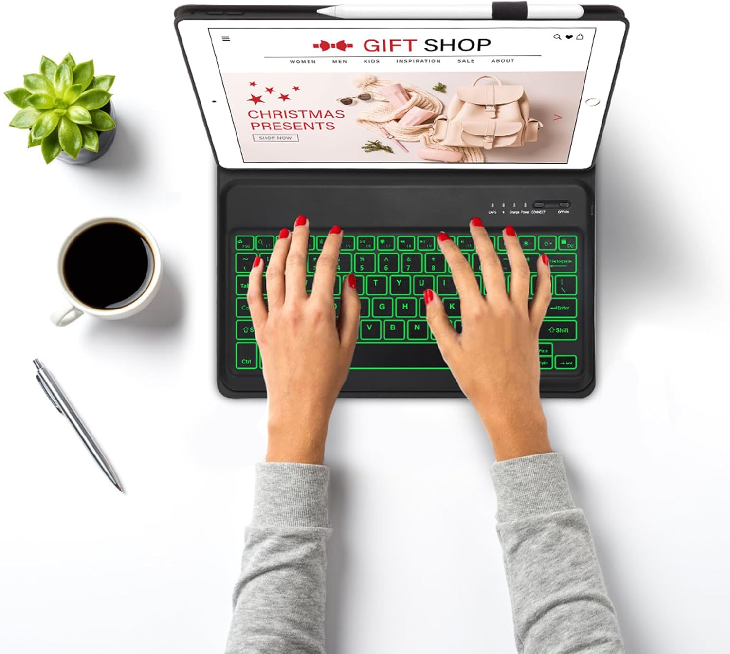 Image showing USB-C charging port and battery life details