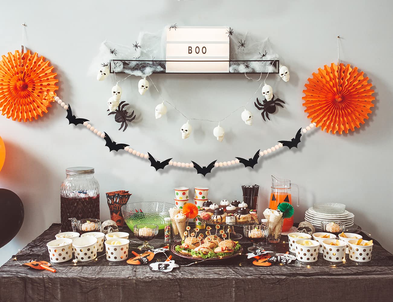 Produktbild von Fukamou Fledermausgirlande Halloween,Halloweengirlande Banner - 5X Im Dunkeln Leuchtende Halloween-Partybanner Mit- Zuckerstangendekorationen - Halloween-Girlanden-Wanddekoration Für Familienfeiern
