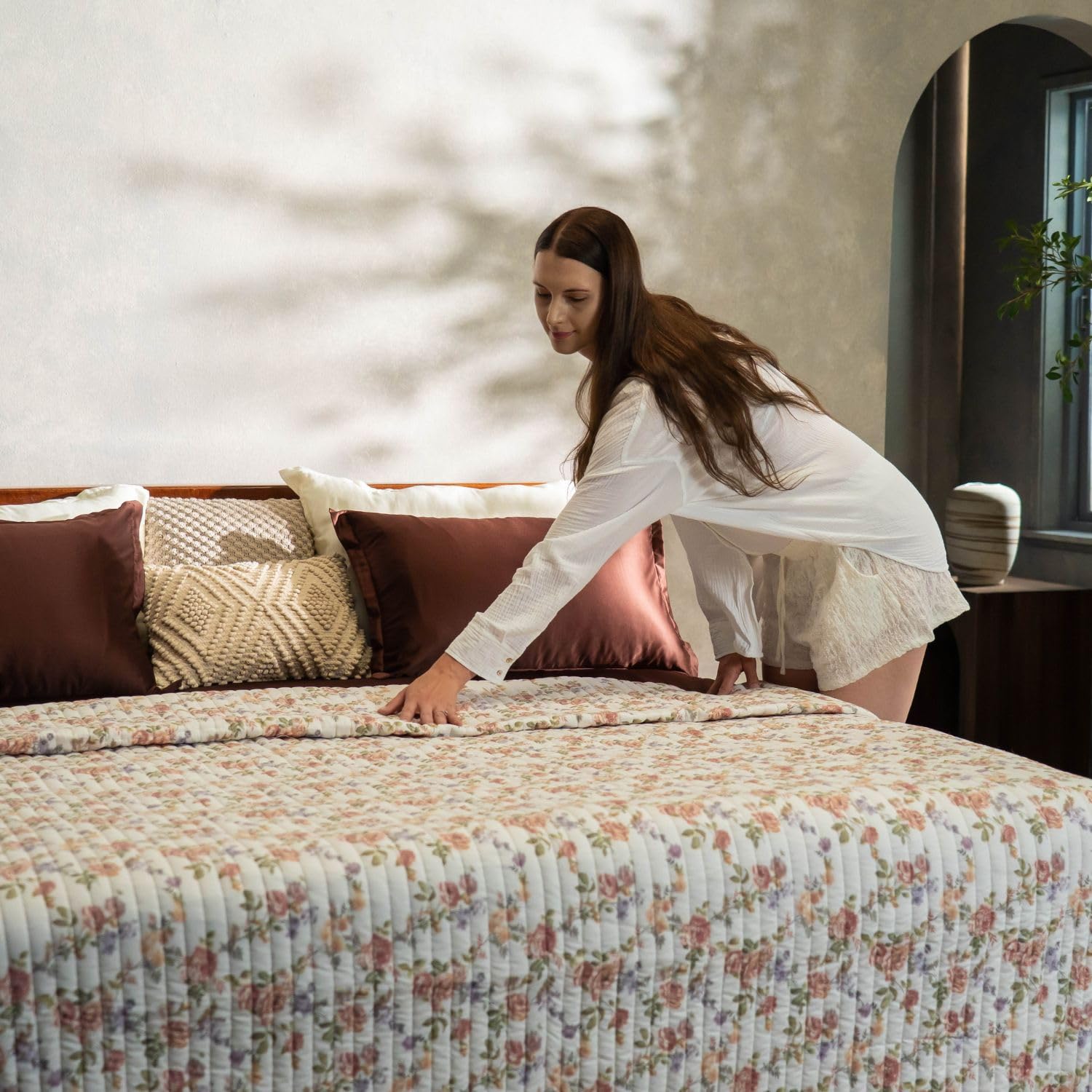 haus & kinder Reversible Single Comforter Shibui Bloom | Ultra Soft Peach Finish | Digital Floral Print | 150x220 cm (58"x88") | Microfiber 90 GSM | Polyfiber Fill | Multi 3