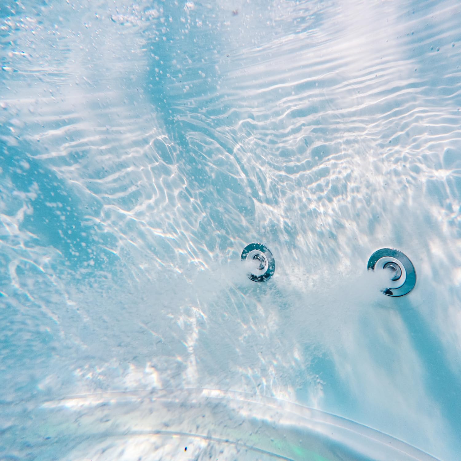 Spa Rigide connecté Rond Ø 182 cm MSPA Denver – Spa 6 Places – Jets d'air et d'eau – Habillage Effet Bois – Lot de filtres Inclus