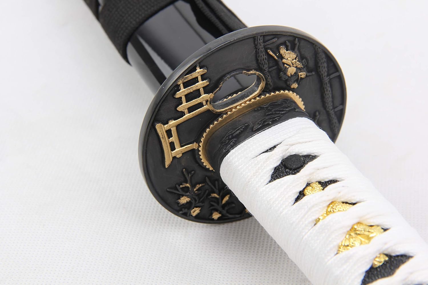 Full Functional Traditional Samurai Katana Sword, 1045 Carbon Steel, Hand Forged, Full Tang, Sharp,Painted Tsuba, Black Scabbard with Kozuka