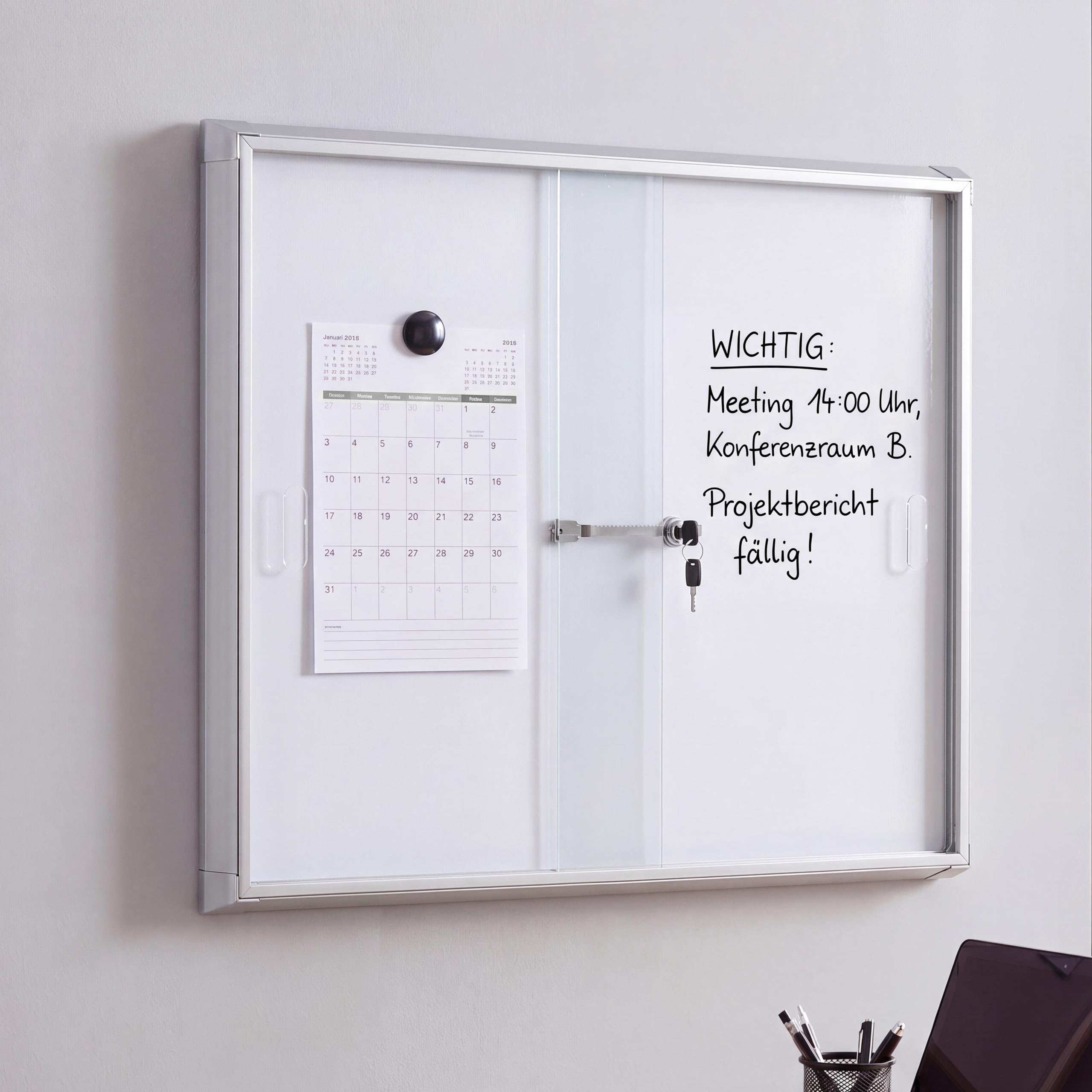 HWC-Q50, tablica magnetyczna, tablica suchościeralna, do przypinania, aluminium, zamykana, wraz z akcesoriami 67 x 68 x 9 cm