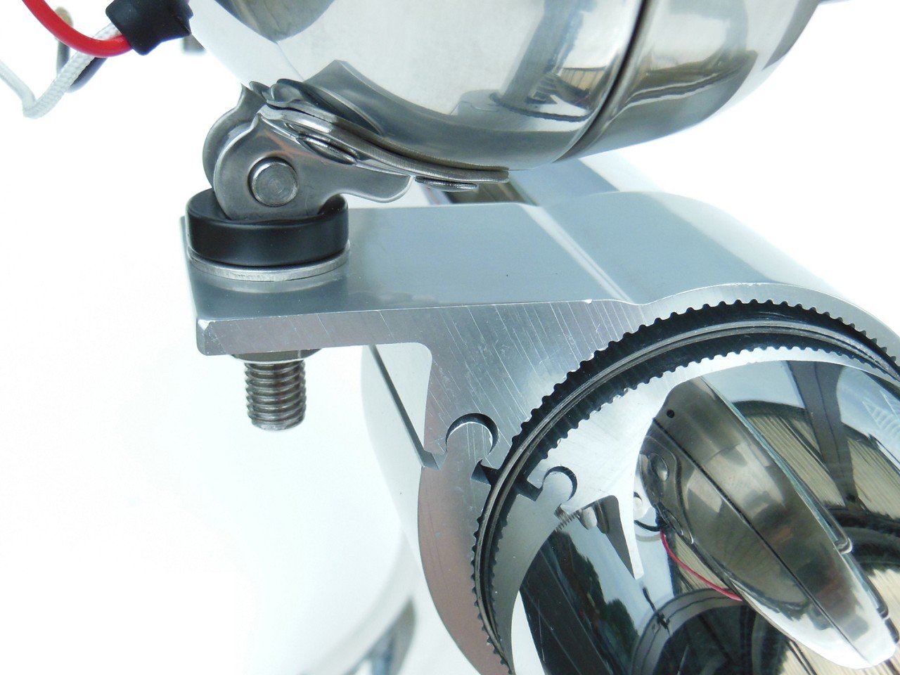 Hansen Styling Parts Universell passende Aluminium-Rohrschelle ø 75 bis 78mm für Lampenbügel, Frontbügel, Überrollbügel etc. 75-78 mm