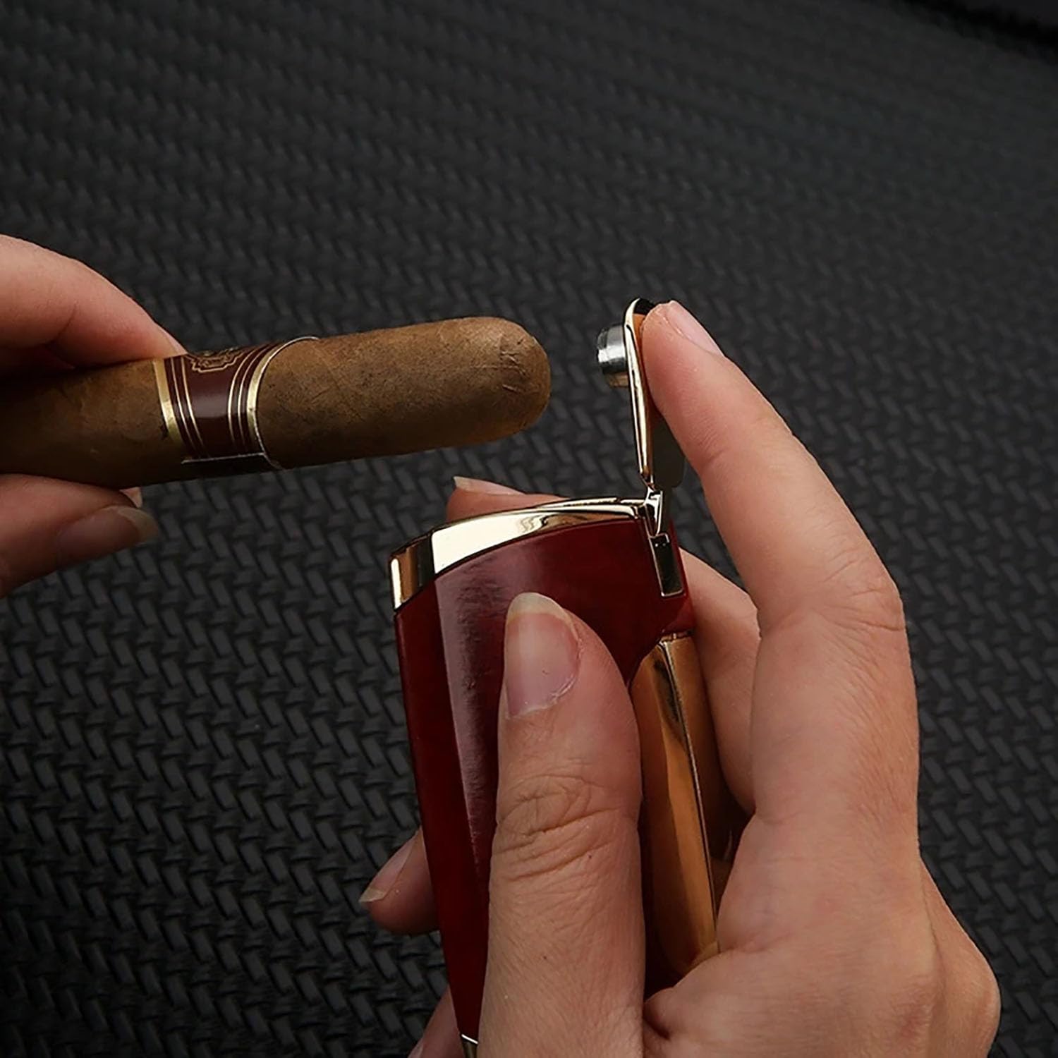 Mini Encendedor Chorro Doble Llama Más Ligero de Gas Butano Recargable y Ajustable con Perforador de Cigarros para Hombres y Mujeres (sin Gas),Red