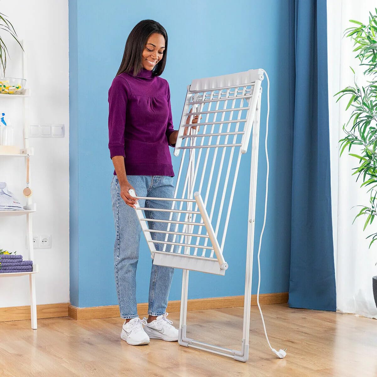 InnovaGoods Stendibiancheria pieghevole elettrico, stendibiancheria con ali pieghevoli laterali, stendibiancheria pieghevole 20 barre, touch screen, asciugatura rapida, temperatura regolabile 35-60°C