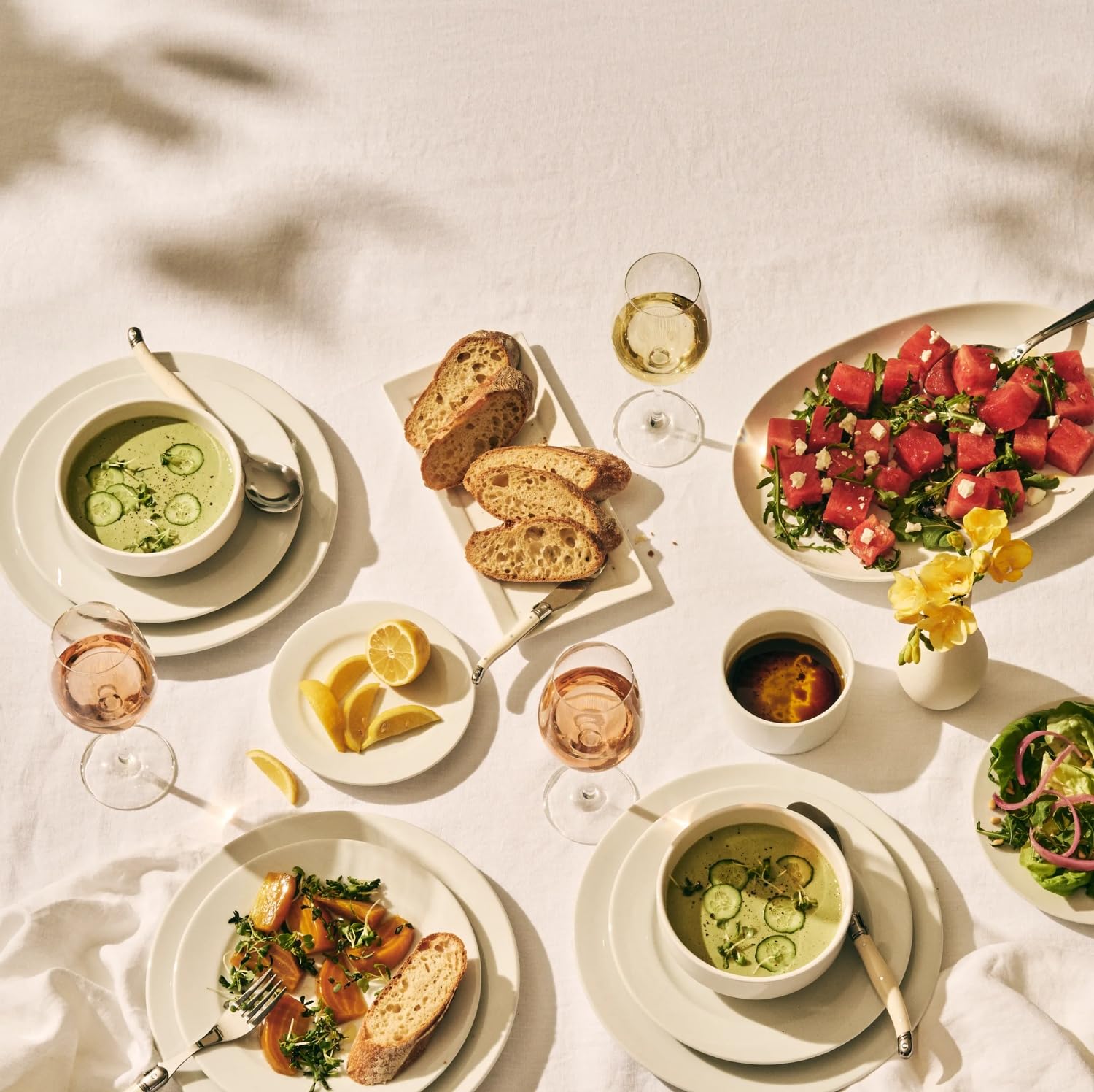 Amazon.co.jp: Sur La Table Bistro ラウンドサラダプレート D1822DU00