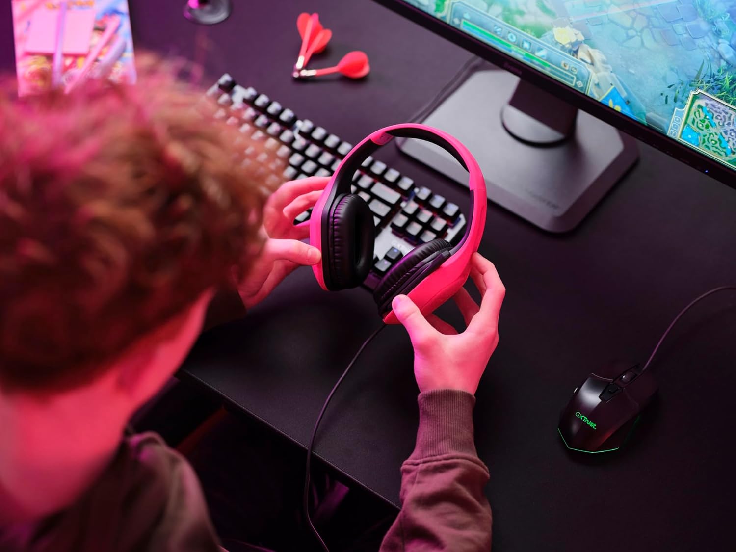 Trust Gaming GXT 415P Zirox Lightweight Gaming Headset - Pink