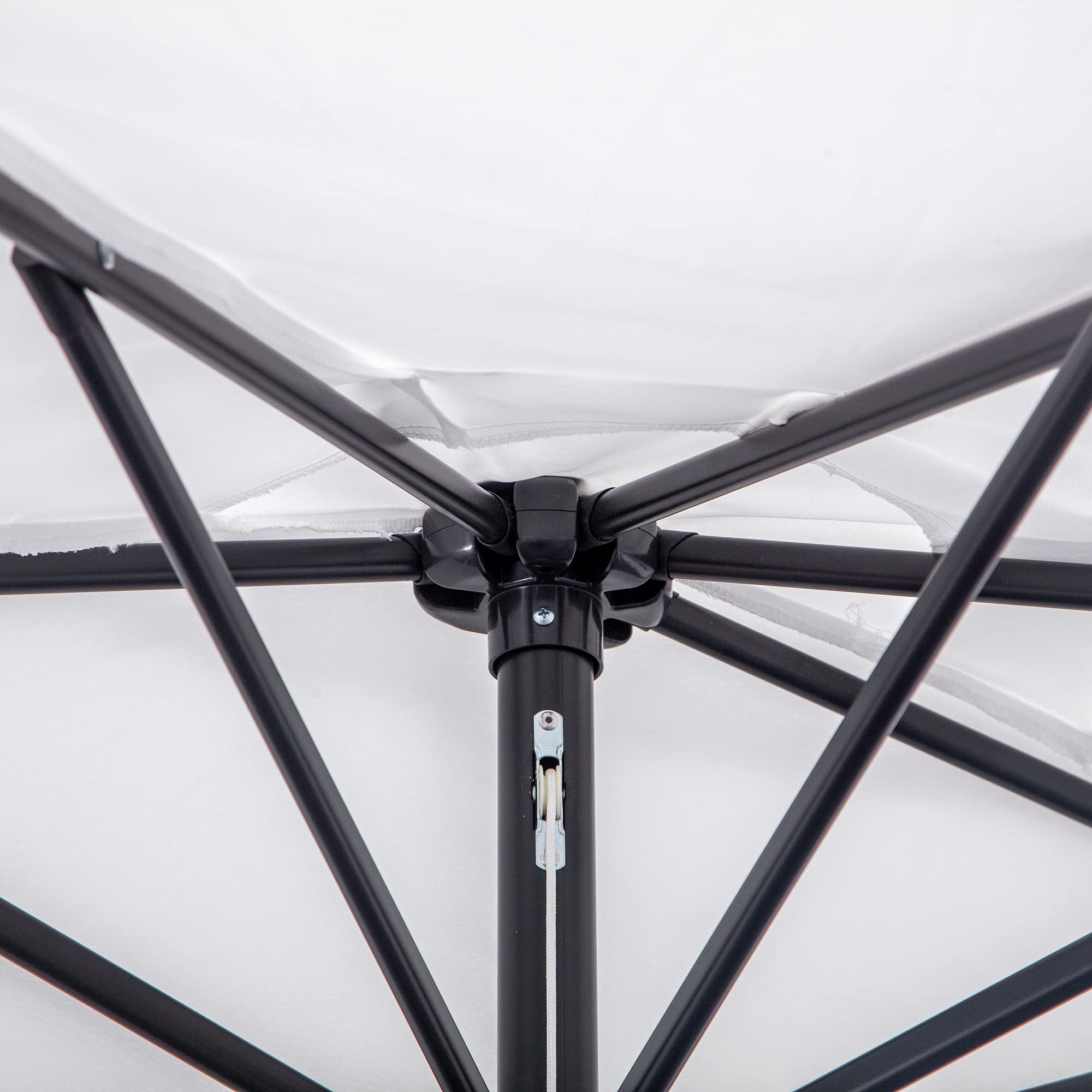 Outsunny Demi-Parasol Ø 2,6 m, parasol de balcon 5 entretoises acier polyester crème