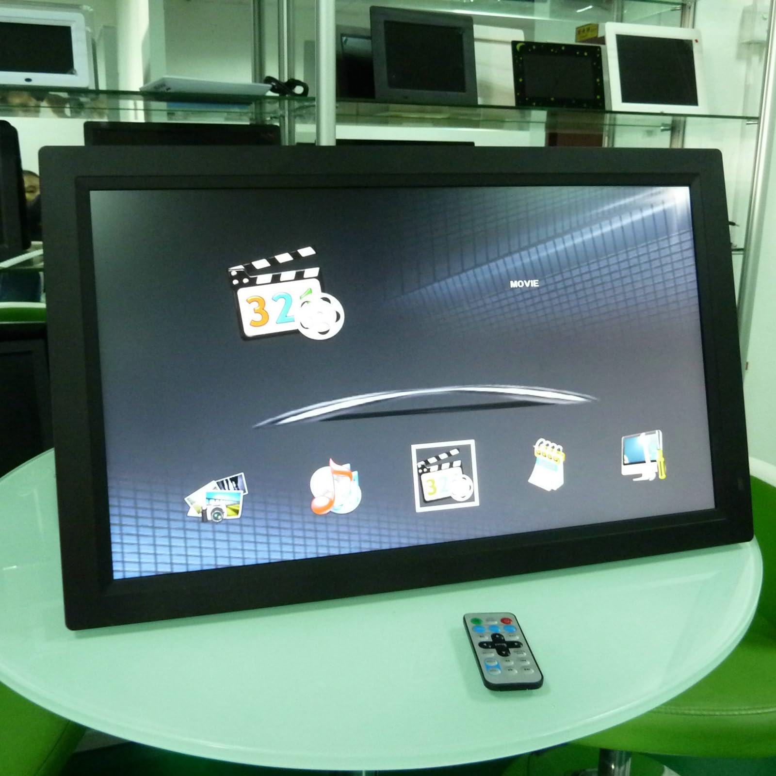 Cornice Digitale Ad Alta Definizione da Parete, Schermo IPS da 22 Pollici, Supporta USB/SD, con Telecomando E Sensore di Movimento(Black)
