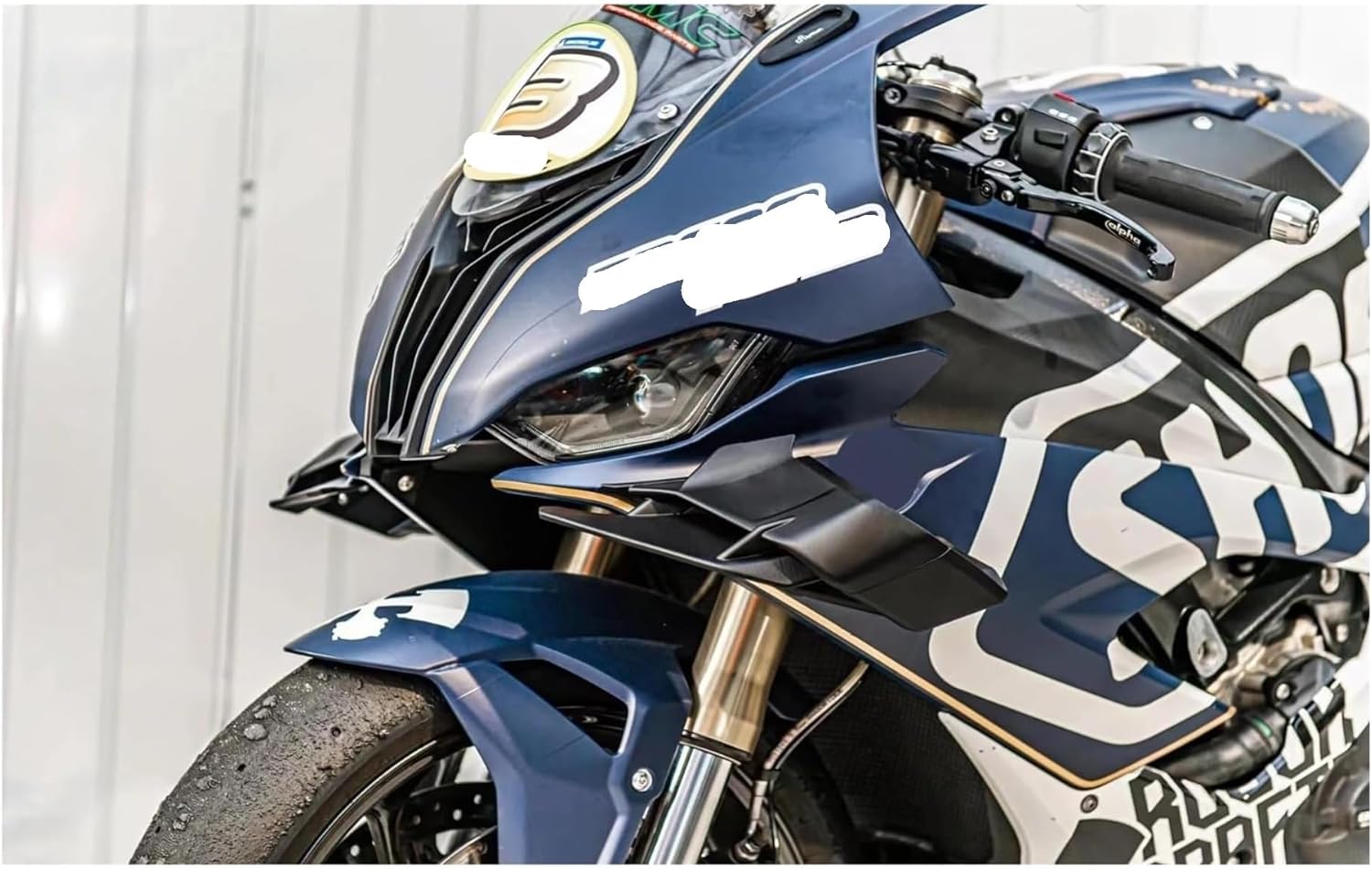 TST Industries Ninja400/Z400 ウィンカー内蔵LEDテールライト｜AxxL