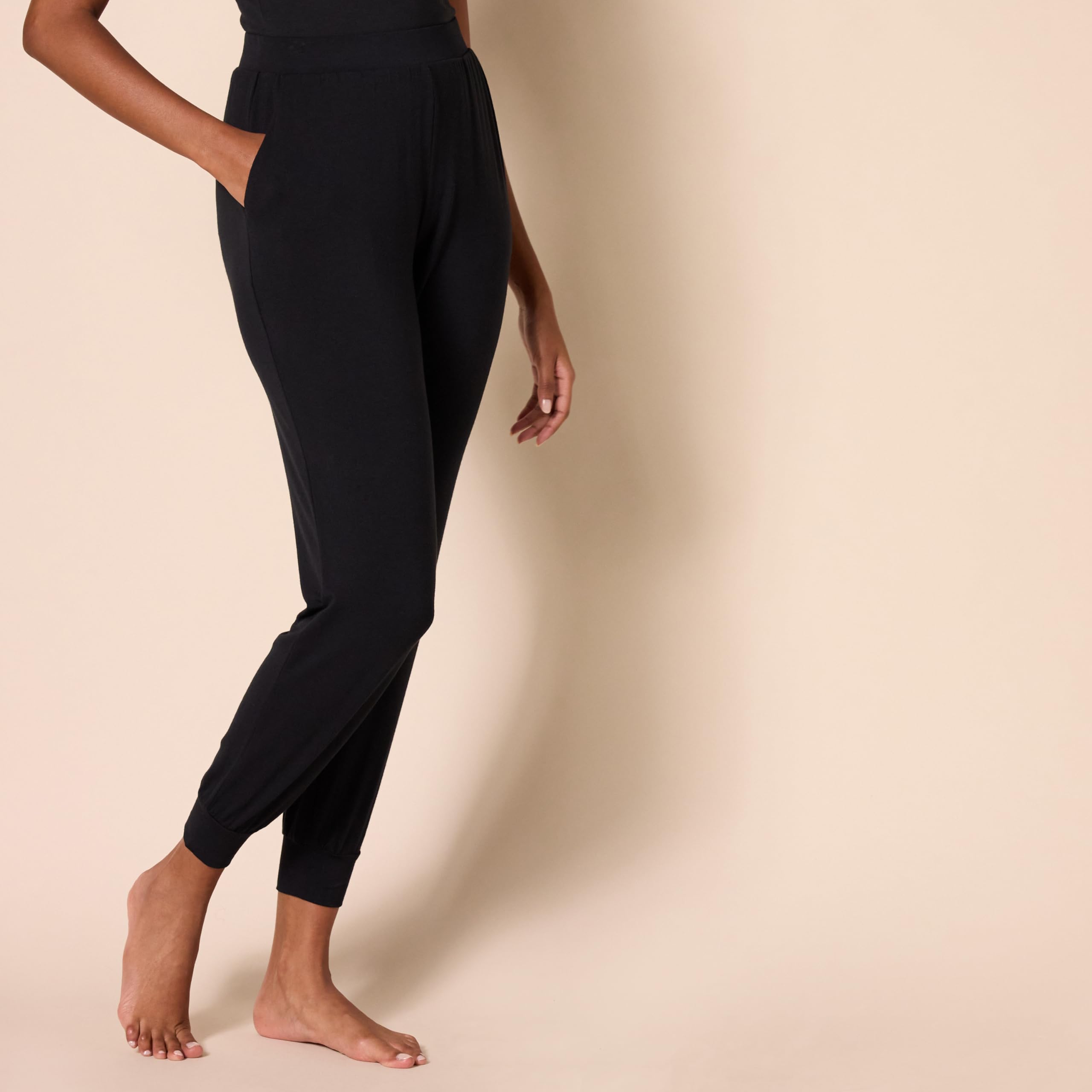 Amazon Essentials Kobiety Dzianinowe joggery do spania