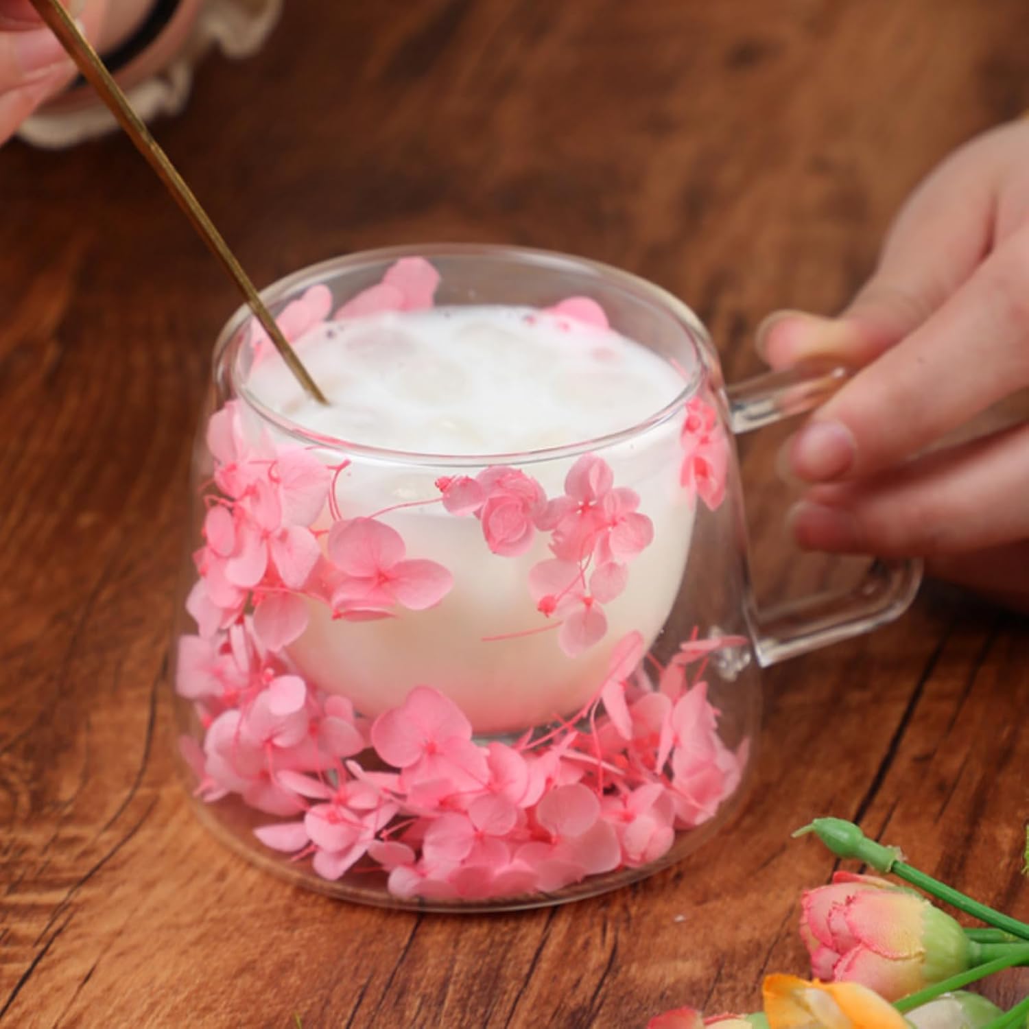 Double Wall Borosilicate Glass Coffee Mug with Heat-Resistant Handle, Dried Flower Tea Cup, 6.76oz, Multi-Color Options (pink,6.76oz)