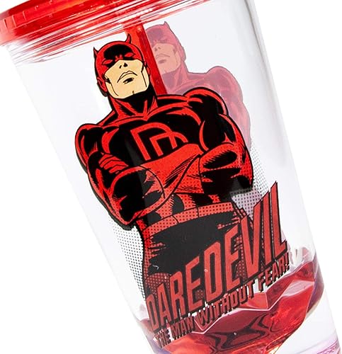 Miniatura 4 de JUST FUNKY Vaso reutilizable oficial de Daredevil con pajita  Feat. Dardevil's Hero Pose  Capacidad para hasta 18 onzas de tu bebida favorita