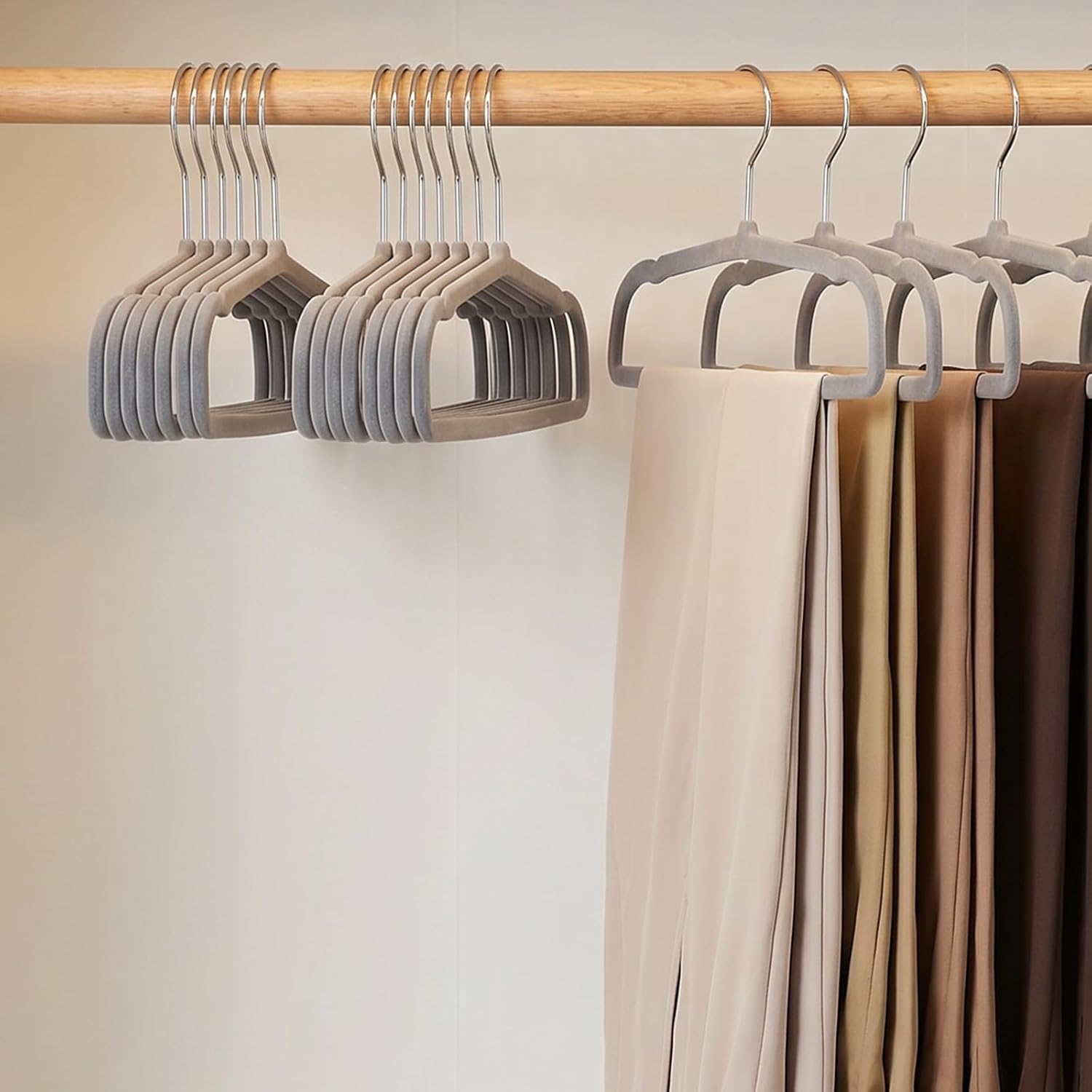 Velvet Pants Hangers Non Slip, 30 Pack Gray Flocked Hangers with 30 Hooks, Space Saving Slim Clothes Hanger for Pants, Jeans, Skirts, Shirts, Shorts