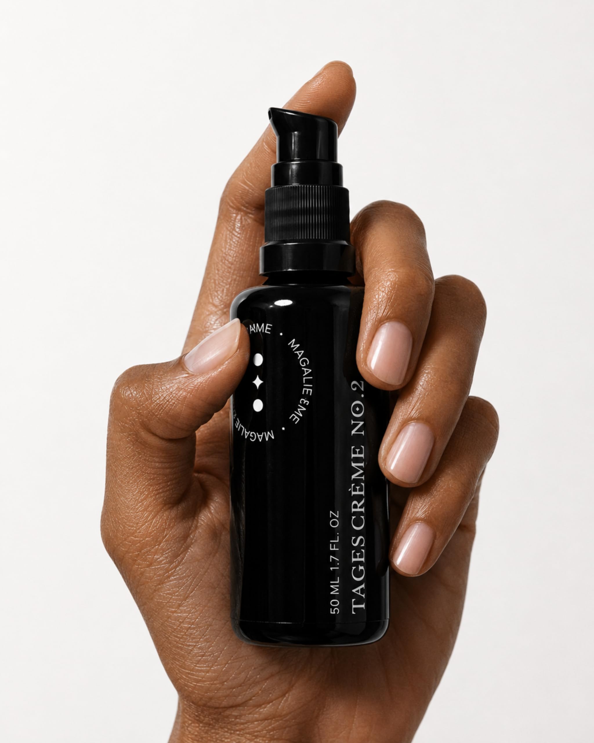 Magalie&Me Radiance Repair Tagescreme No.2 50 ml – Aufhellende Tagescreme mit Schneckensekret, Niacinamid & Multi-Hyaluronsäure-Komplex – Für Pigmentflecken, ungleichmäßigen Hautton & strahlende Haut