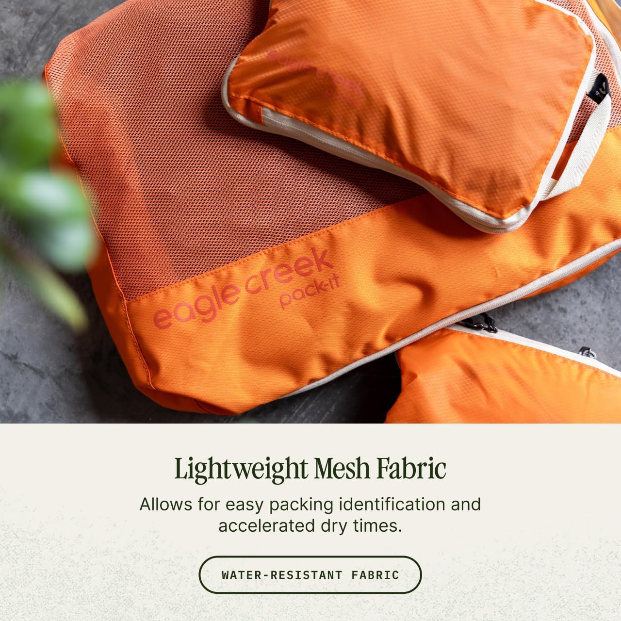 Eagle Creek Pack-It Reveal Expansion Cube - Adjustable Storage Expansion Cube for Travel - Durable Compression Zipper - Water-Resistant - Sustainable - Medium - Mandarin